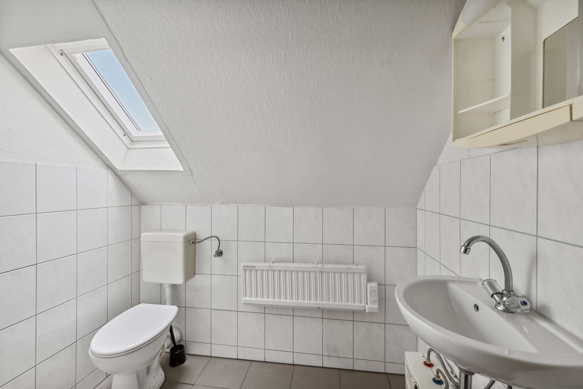 Freigezogenes Mehrfamilienhaus-Ensemble mit Entwicklungspotenzial und flexiblen Möglichkeiten in Bochum – Ansicht 18