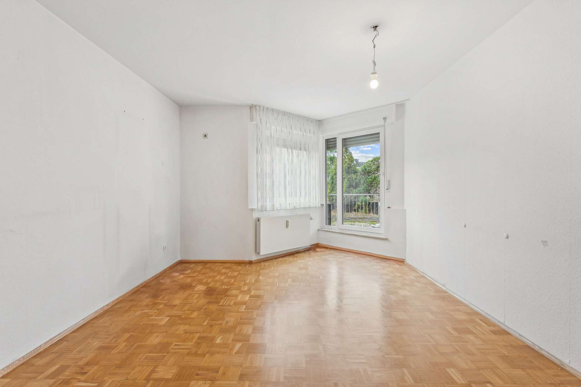 Zentrale Zwei-Zimmer-Wohnung im Herzen der Innenstadt mit Aufzug und modernem Duschbad in Witten – Ansicht 3