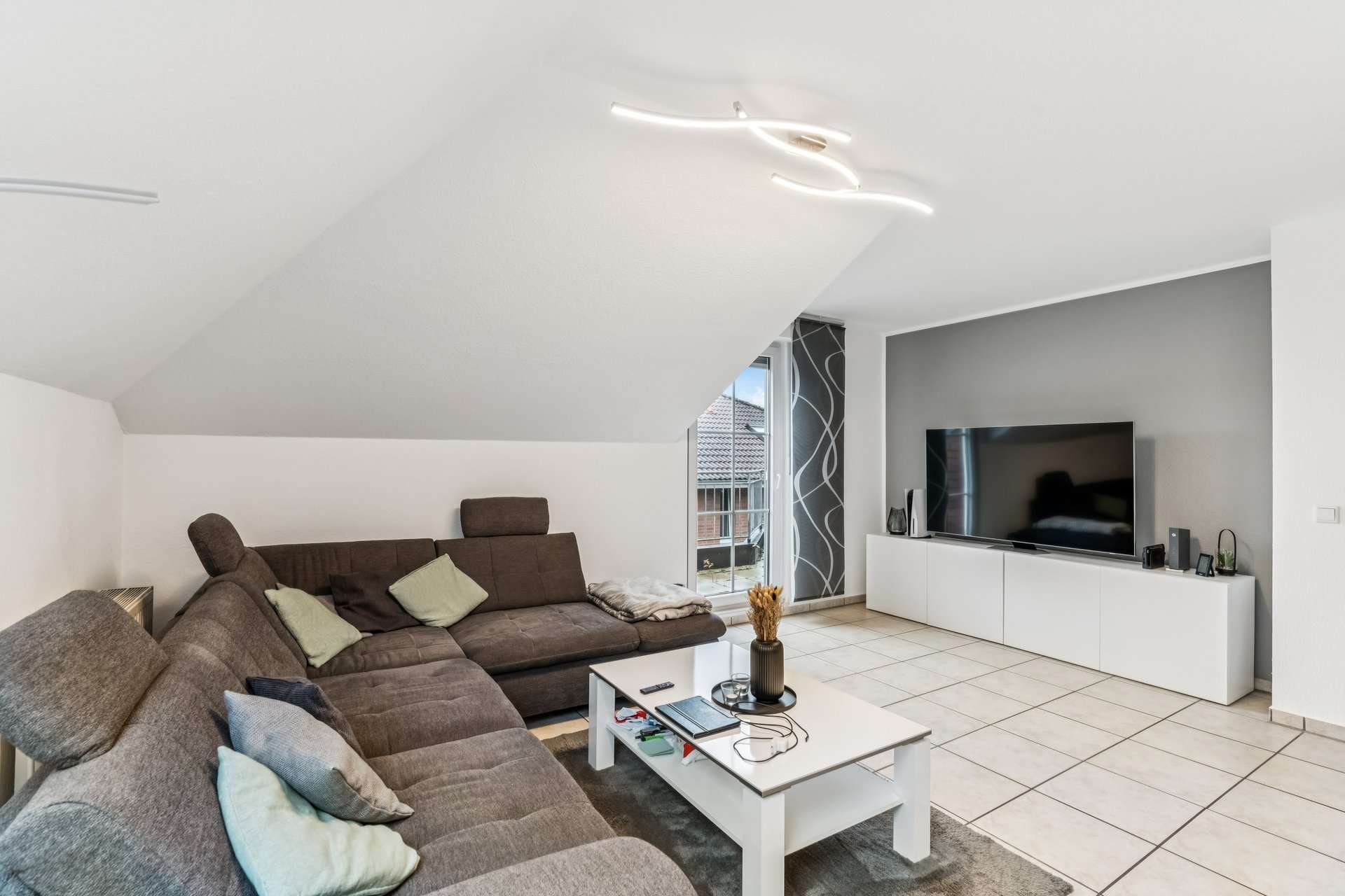 Dachgeschosswohnung mit Balkon und Außenstellplatz in Datteln – Ansicht 5