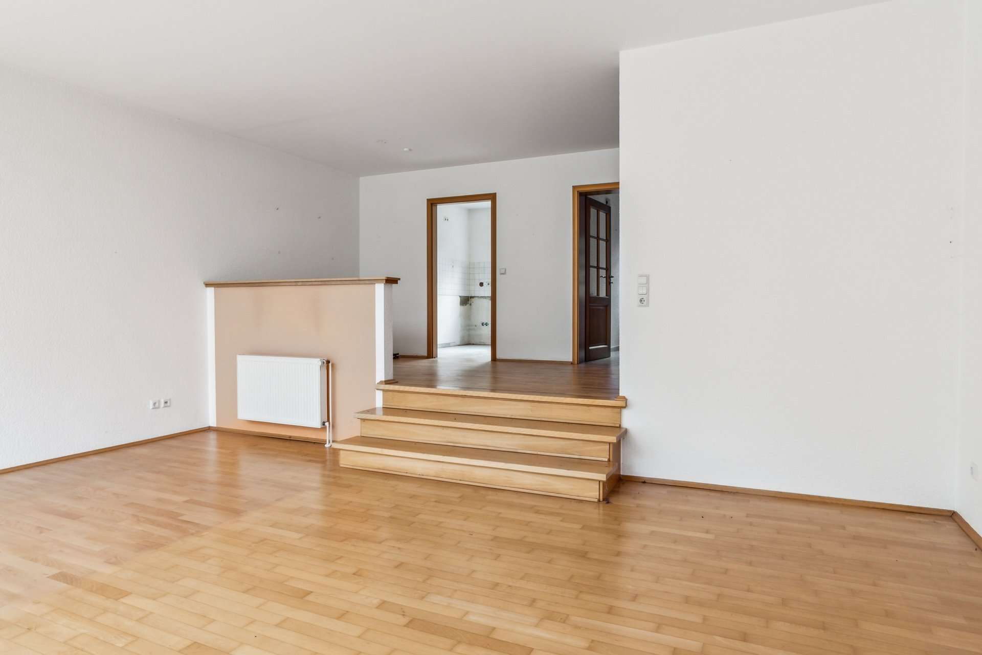 Reihenmittelhaus mit ca. 133 m² Wohnfläche, drei Ebenen, Keller und ausgebautem Spitzboden in Holzwickede – Ansicht 10