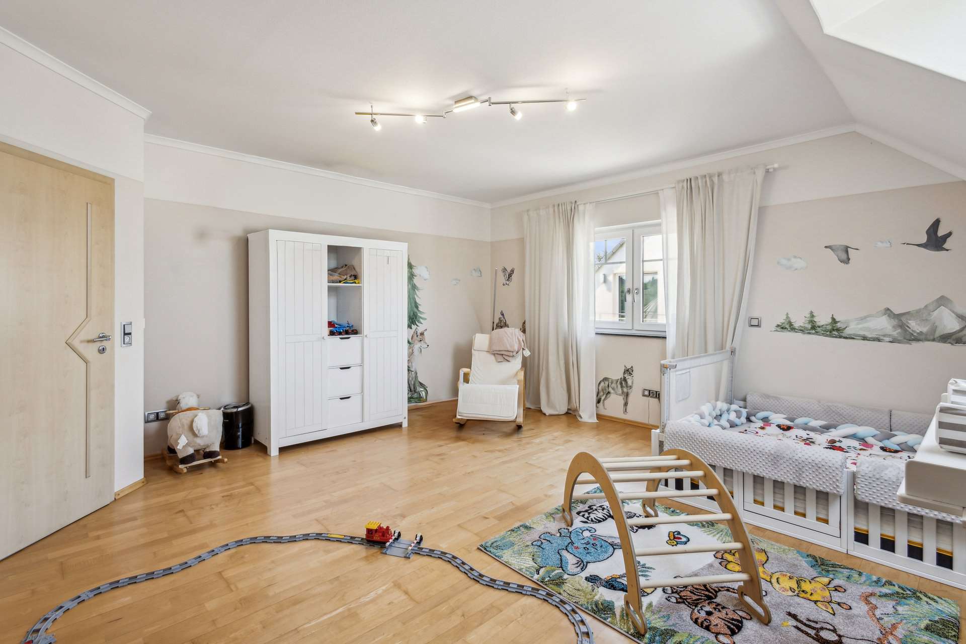 Für den gehobenen Geschmack: Luxusanwesen mit Einliegerwohnung  & Erweiterungsmöglichkeiten in Jüchen-Holz – Ansicht 20
