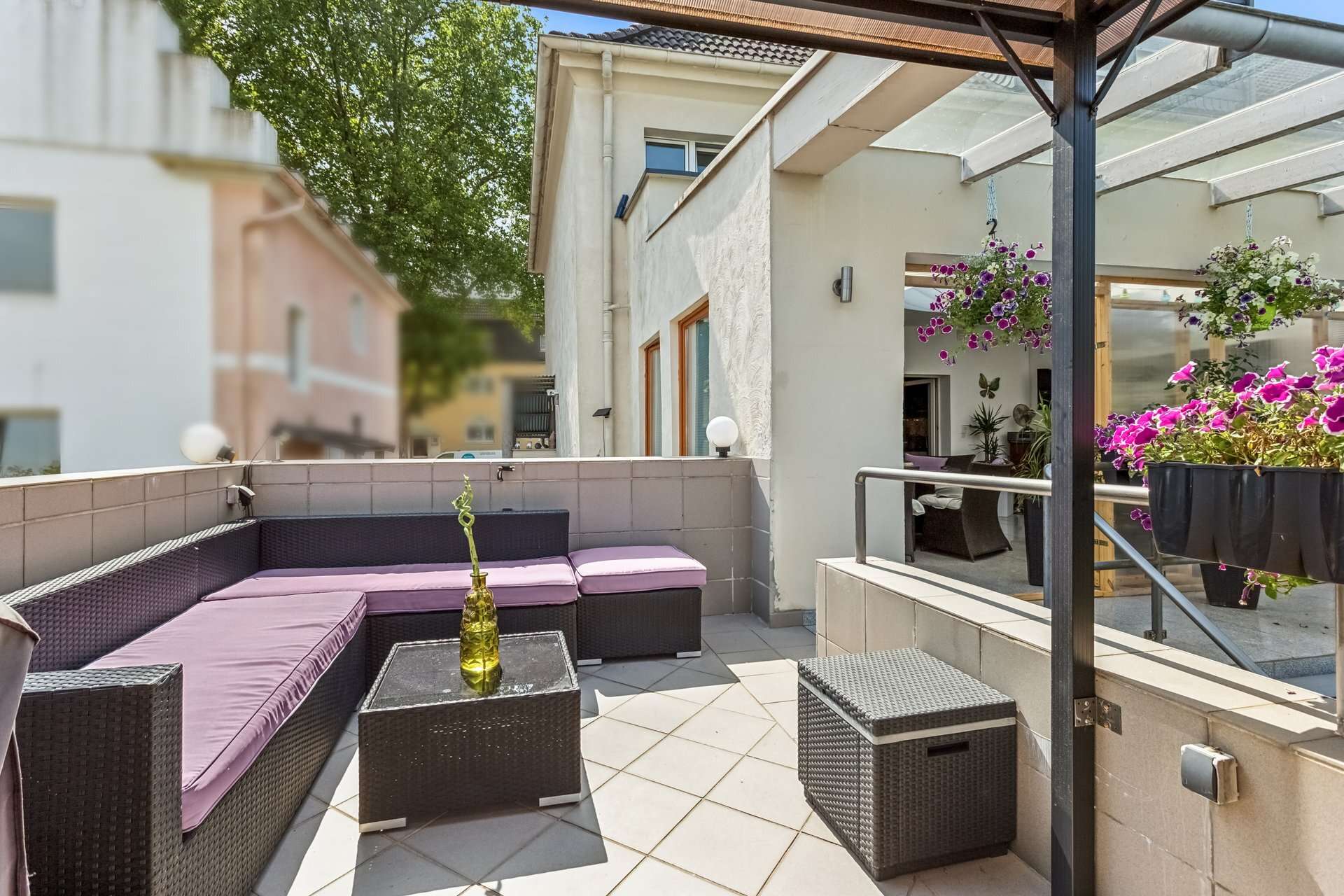 Mehr Raum als gedacht: Reiheneckhaus mit offenem Wohnen, Wintergarten, Garten und Pool in Bochum – Ansicht 15