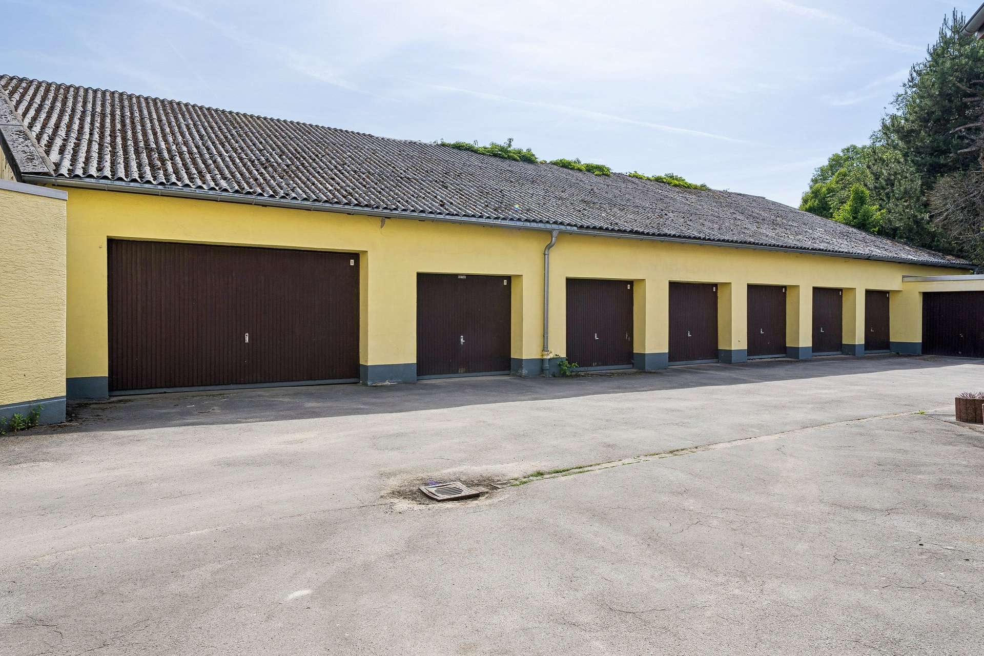 Mehrfamilienhaus mit sieben Wohneinheiten, neun Garagen und zusätzlichem Mietsteigerungspotenzial in Witten – Ansicht 15