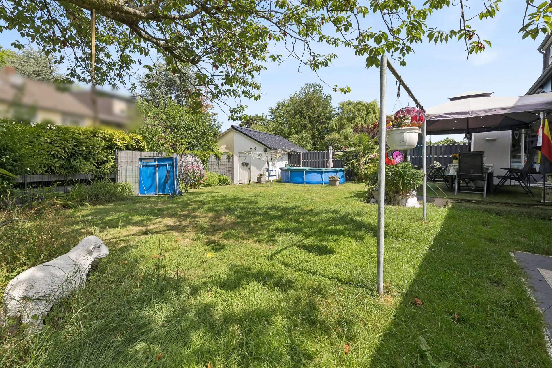 Doppelhaushälfte mit zwei vermieteten Wohnungen und großem Grundstück in Bochum – Ansicht 34