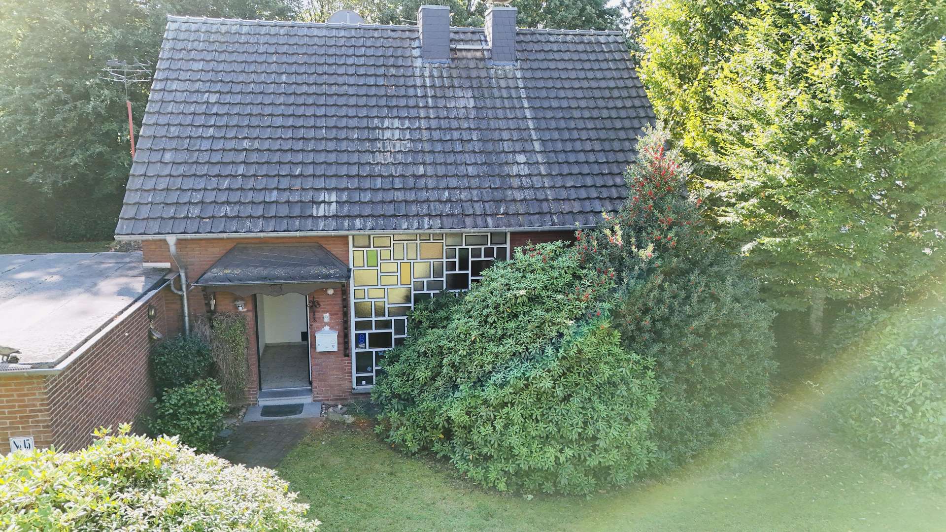Einfamilienhaus auf großem Grundstück mit viel Potential in Grevenbroich – Ansicht 16