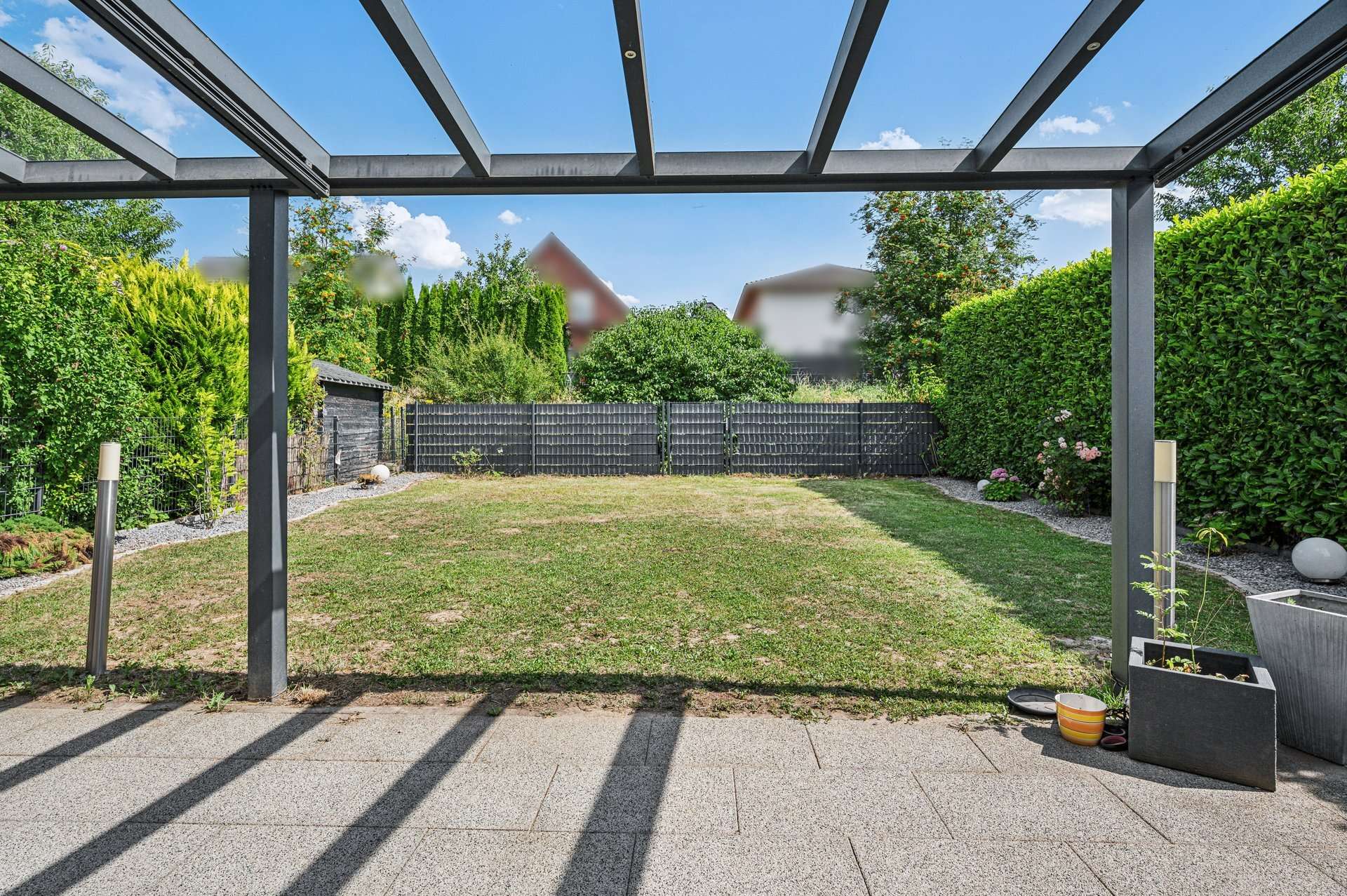Geborgen Leben in Jüchen – Stilvolle DHH + Garten + Studio + Wellness in Jüchen – Ansicht 3