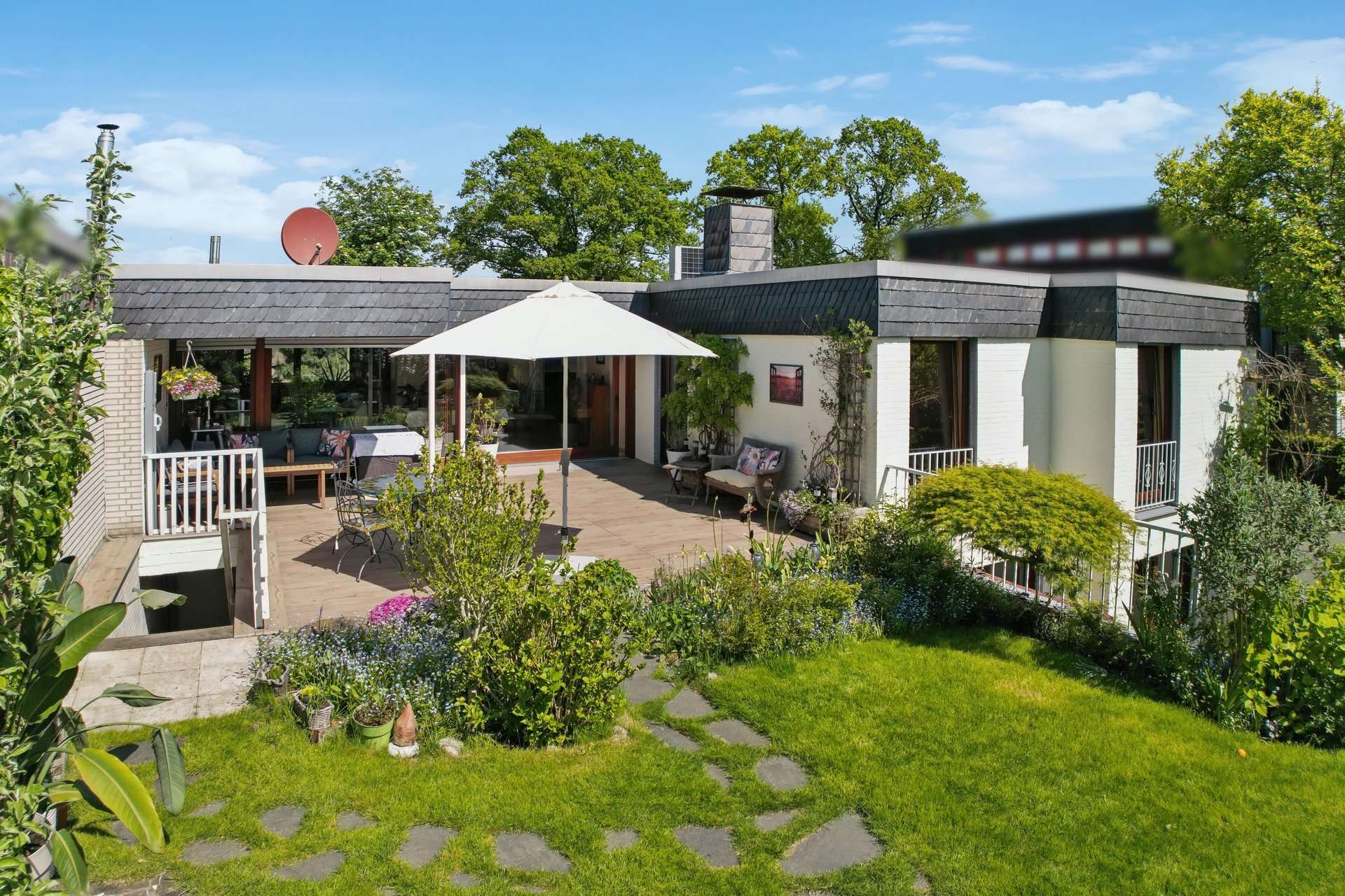 Großzügiger Bungalow am Feldrand mit über 200 m² Wohnfläche, Kamin, Garten und wertiger Ausstattung in Dorsten – Ansicht 30