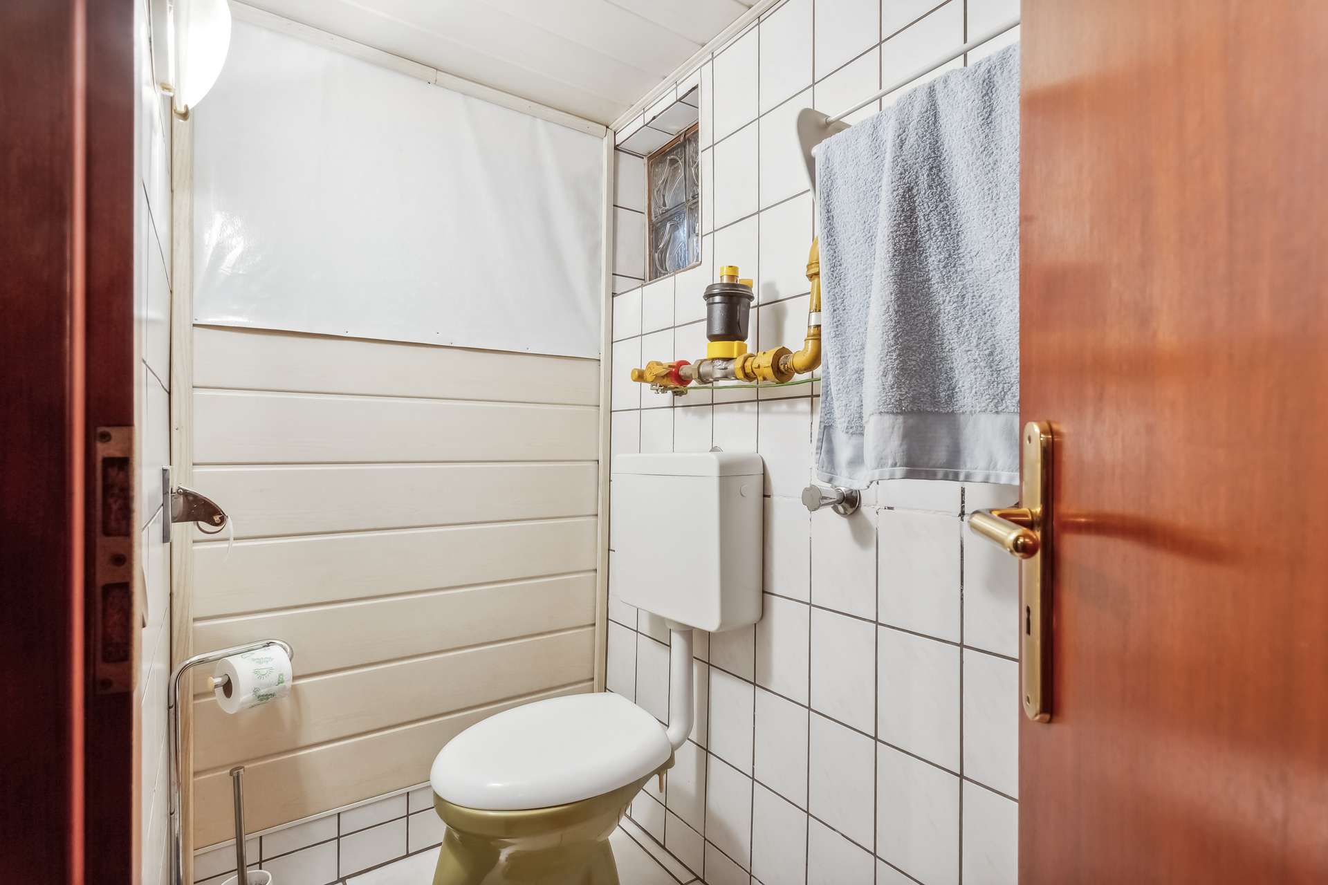 Modernisiertes Reihenmittelhaus mit Garten und zwei Garagen – auf städtischem Erbpachtgrundstück in Recklinghausen – Ansicht 10