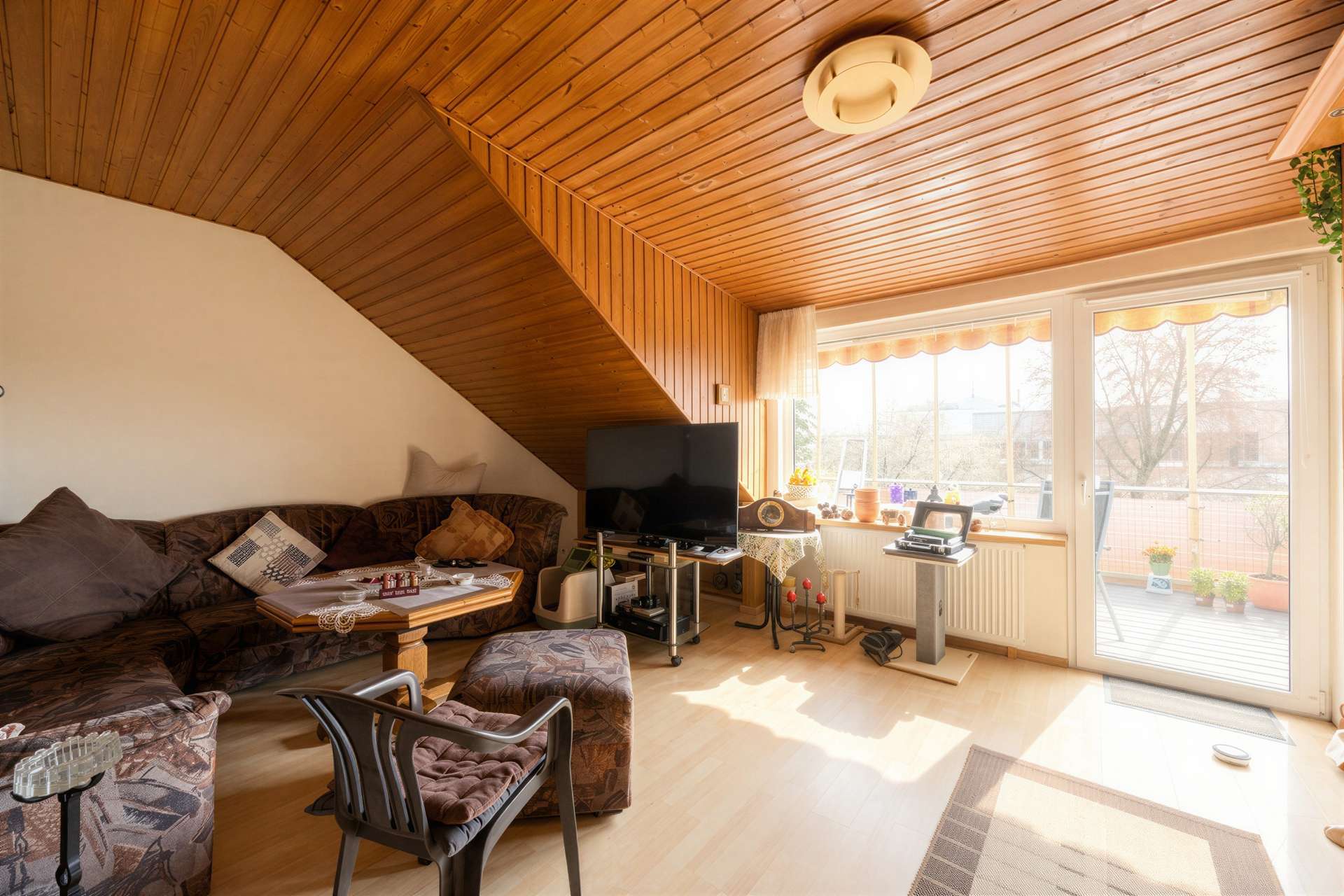 Sofort bezugsfrei – 3-Zimmer-Wohnung mit Stellplatz + zusätzlichem Apartment in Leverkusen in Leverkusen – Ansicht 4