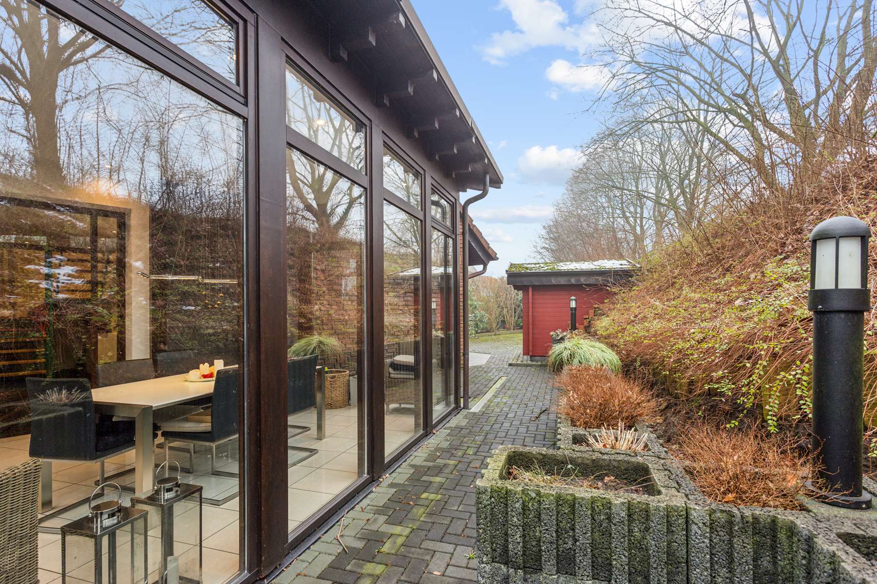 Reihenendhaus mit Wintergarten, hochwertigem Bad und offenem Wohnbereich mit mehreren Terrassen in Marl – Ansicht 21
