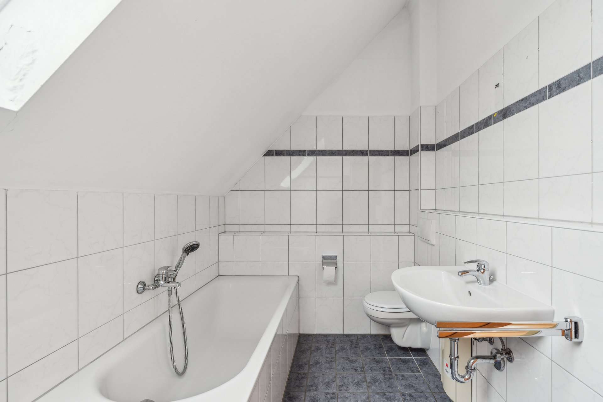 Moderne Maisonette mit Balkon, Stellplatz, privatem Eingang und offenem Grundriss in ruhiger Lage in Raesfeld – Ansicht 8