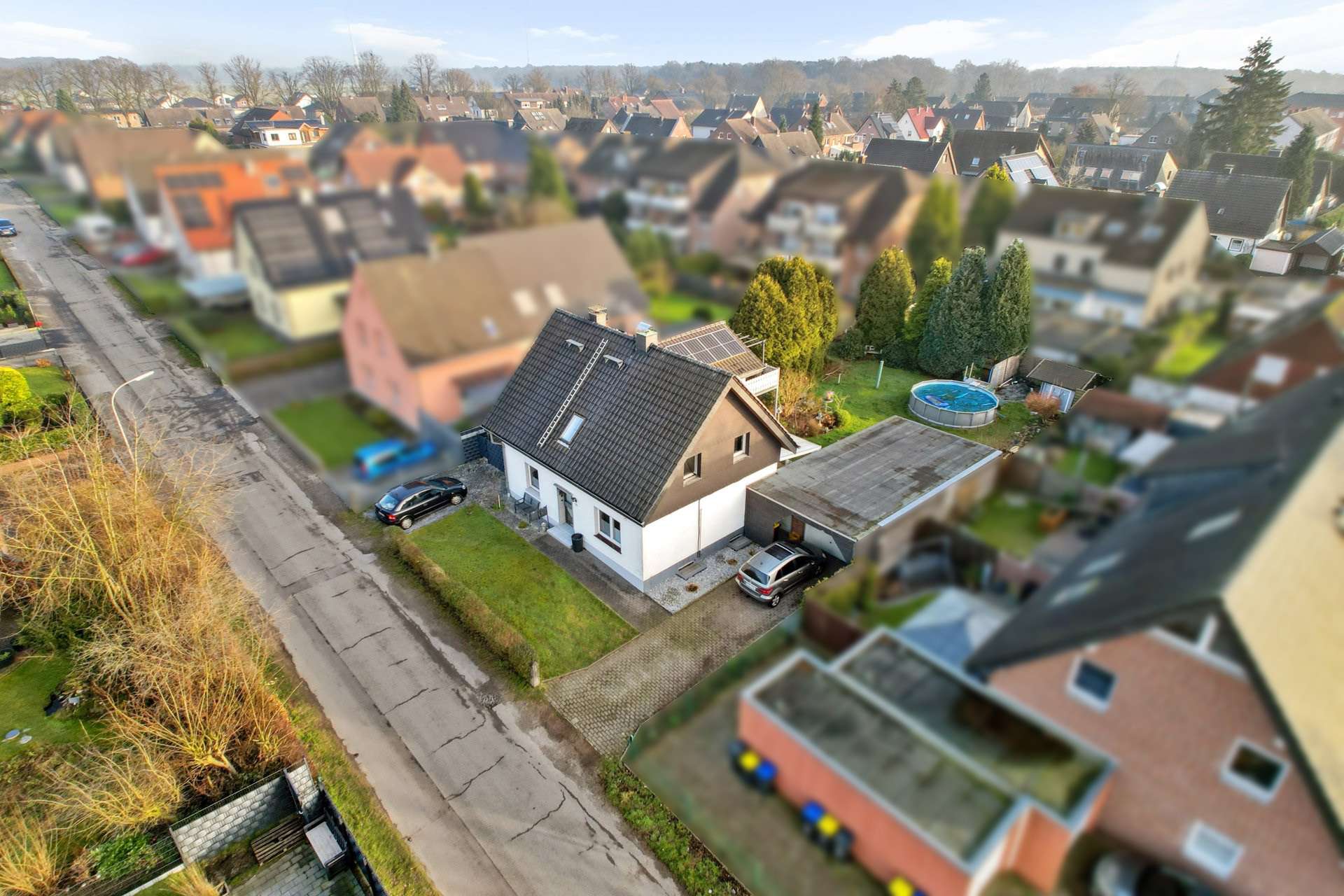 Ein- bis Zweifamilienhaus in Wulfen: Platz für Familien, Generationen und vielseitige Wohnideen in Dorsten – Ansicht 2