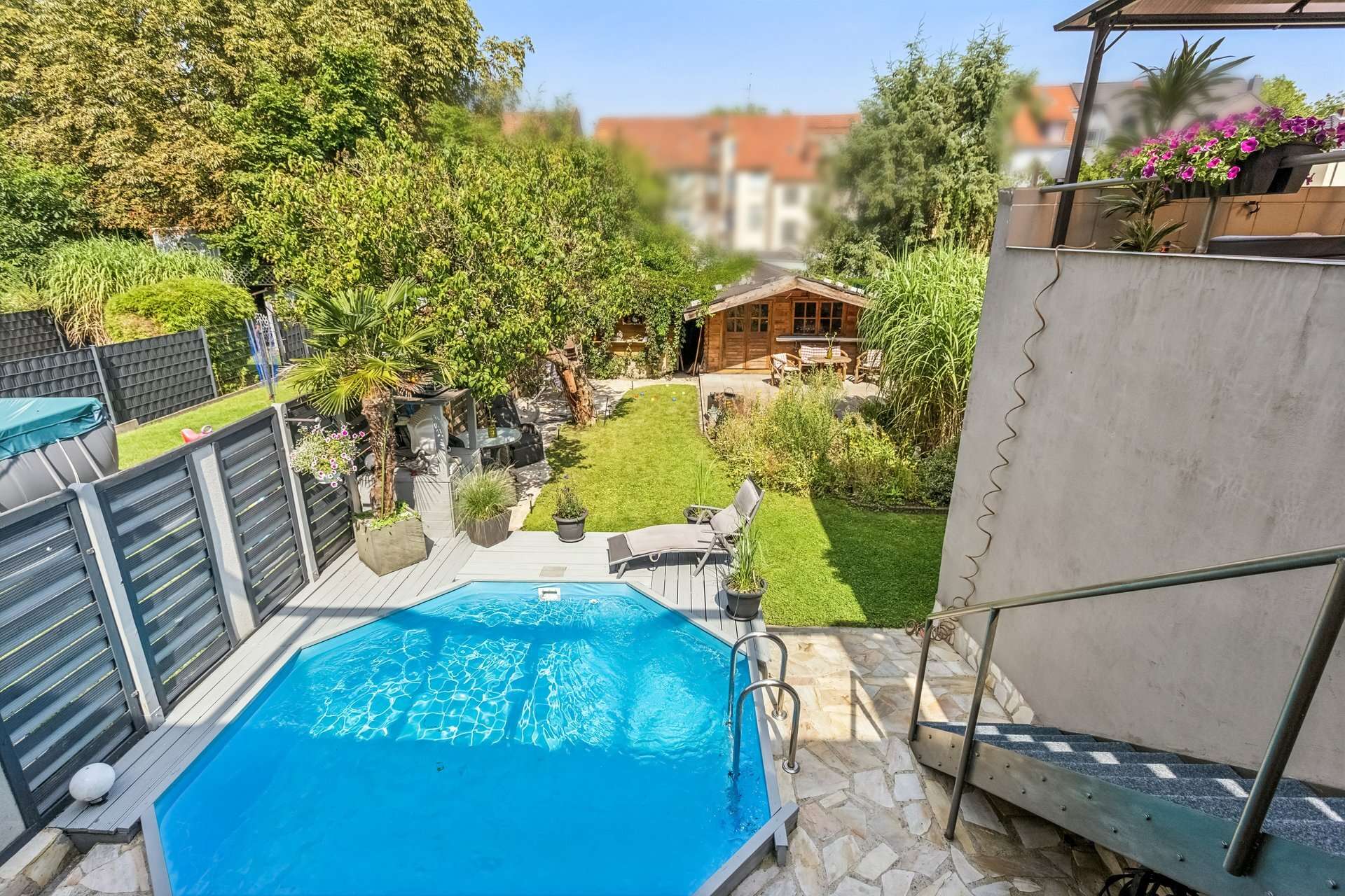 Mehr Raum als gedacht: Reiheneckhaus mit offenem Wohnen, Wintergarten, Garten und Pool in Bochum – Ansicht 14
