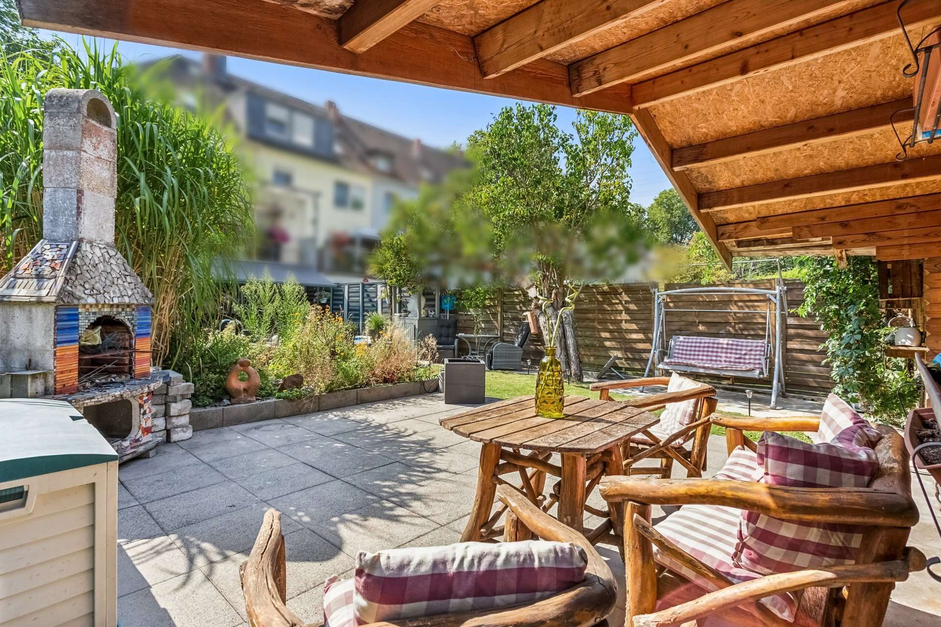 Mehr Raum als gedacht: Reiheneckhaus mit offenem Wohnen, Wintergarten, Garten und Pool in Bochum – Ansicht 33