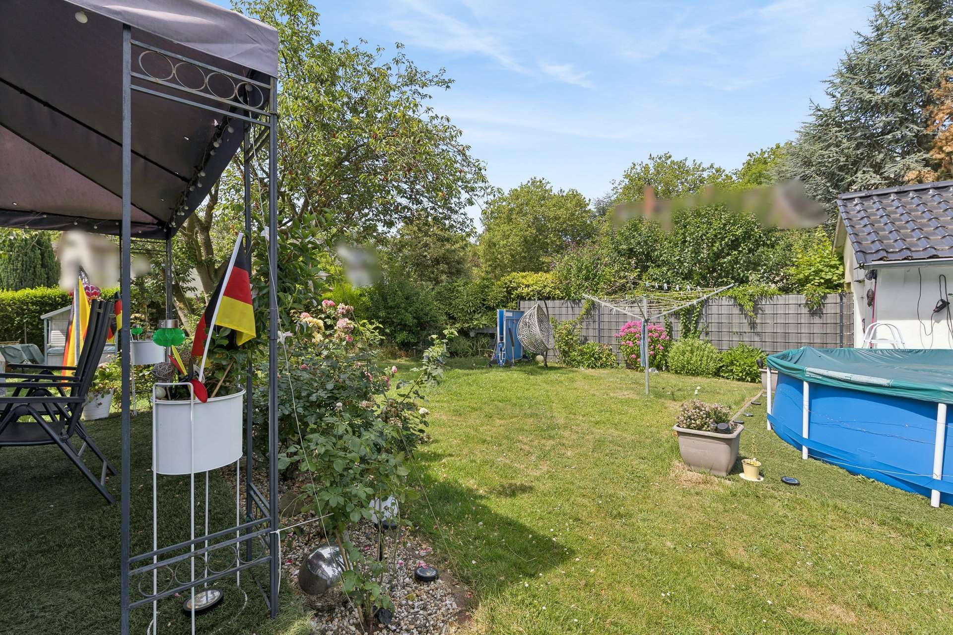 Doppelhaushälfte mit zwei vermieteten Wohnungen und großem Grundstück in Bochum – Ansicht 35
