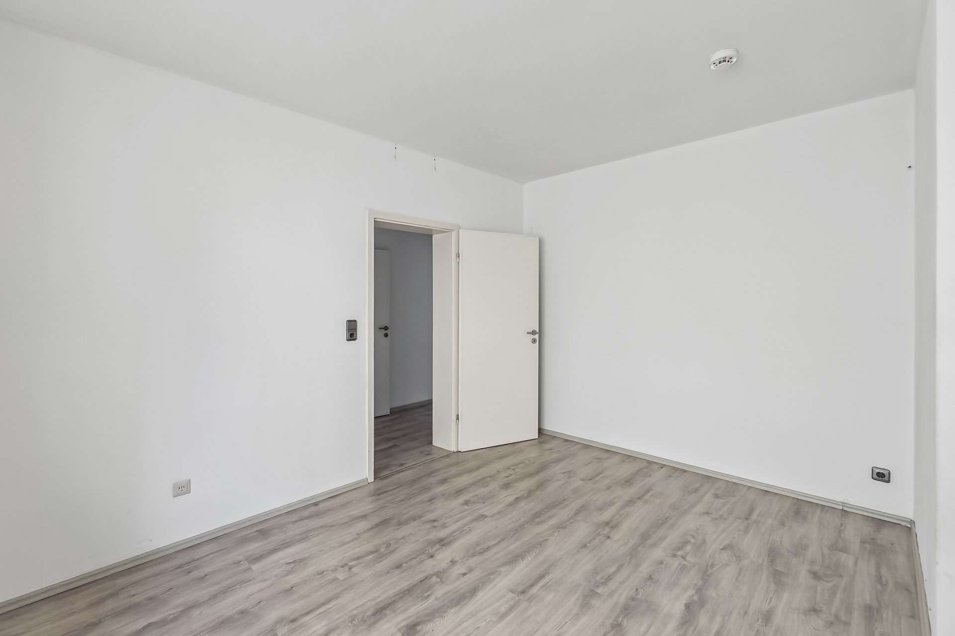 4 Zimmer - Ideale Familienwohnung mit neuw. Küche, zentral in Mönchengladbach in Mönchengladbach – Ansicht 10