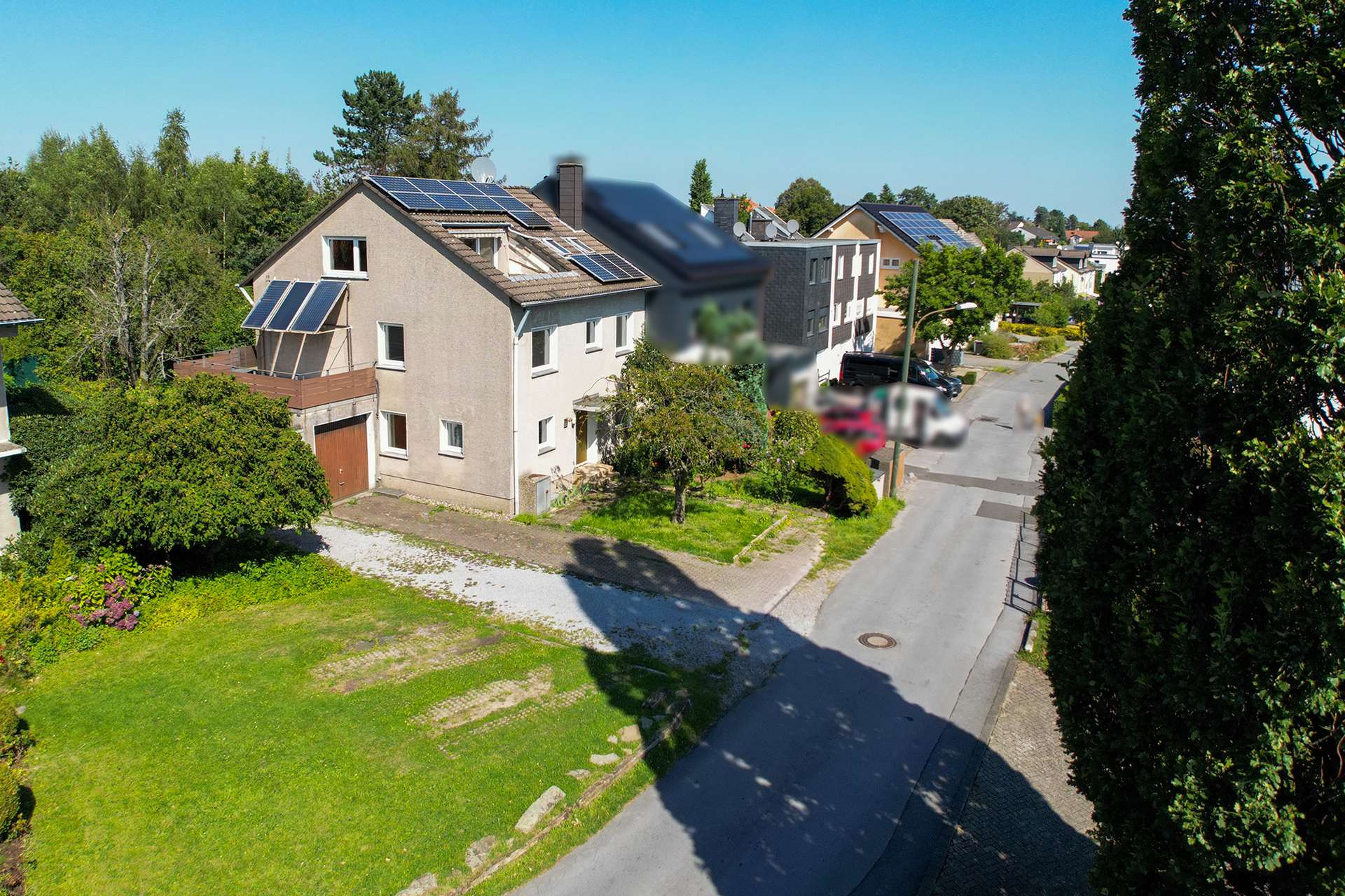 Geschmackvolle Doppelhaushälfte mit ca. 170 m² Gesamtfläche und idyllischem Garten in Top-Lage in Witten – Ansicht 2