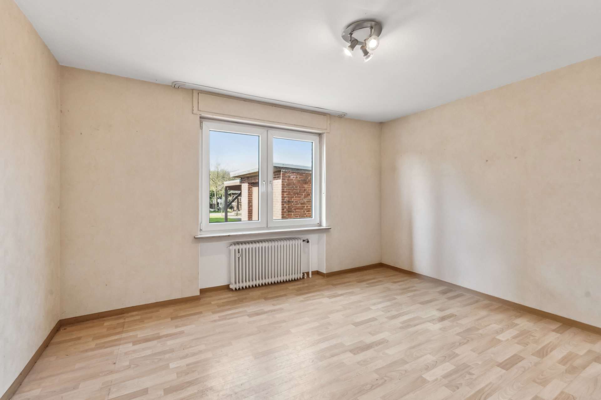Viel Platz für die Familie – Freistehendes Haus mit Garten & Garage auf Erbbaurechtsgrundstück in Lembeck – Ansicht 5