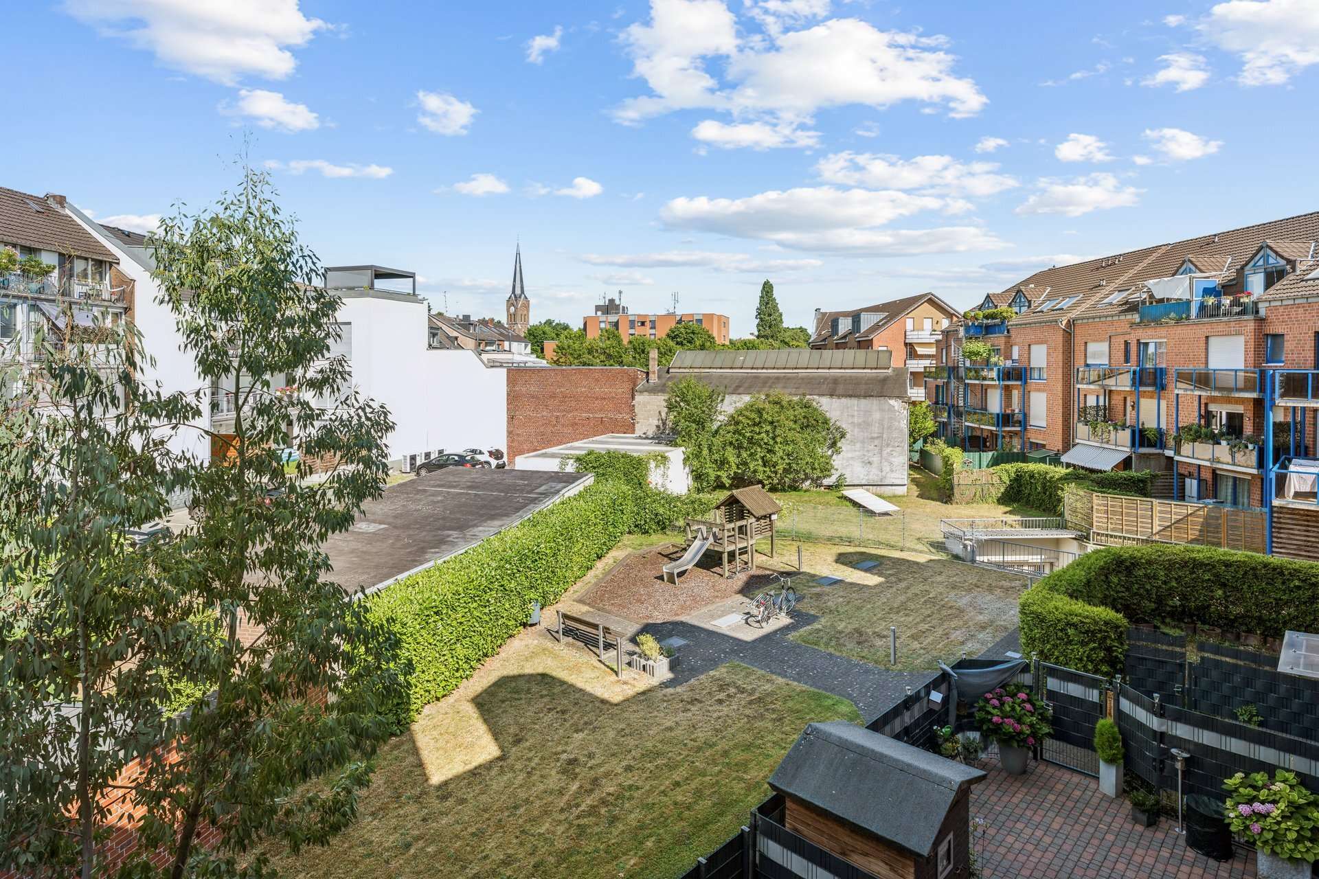 Modernes 2-Zimmer-Apartment mit Dachterrasse und TG-Stellplatz am Jröne Meerke in Neuss – Ansicht 9