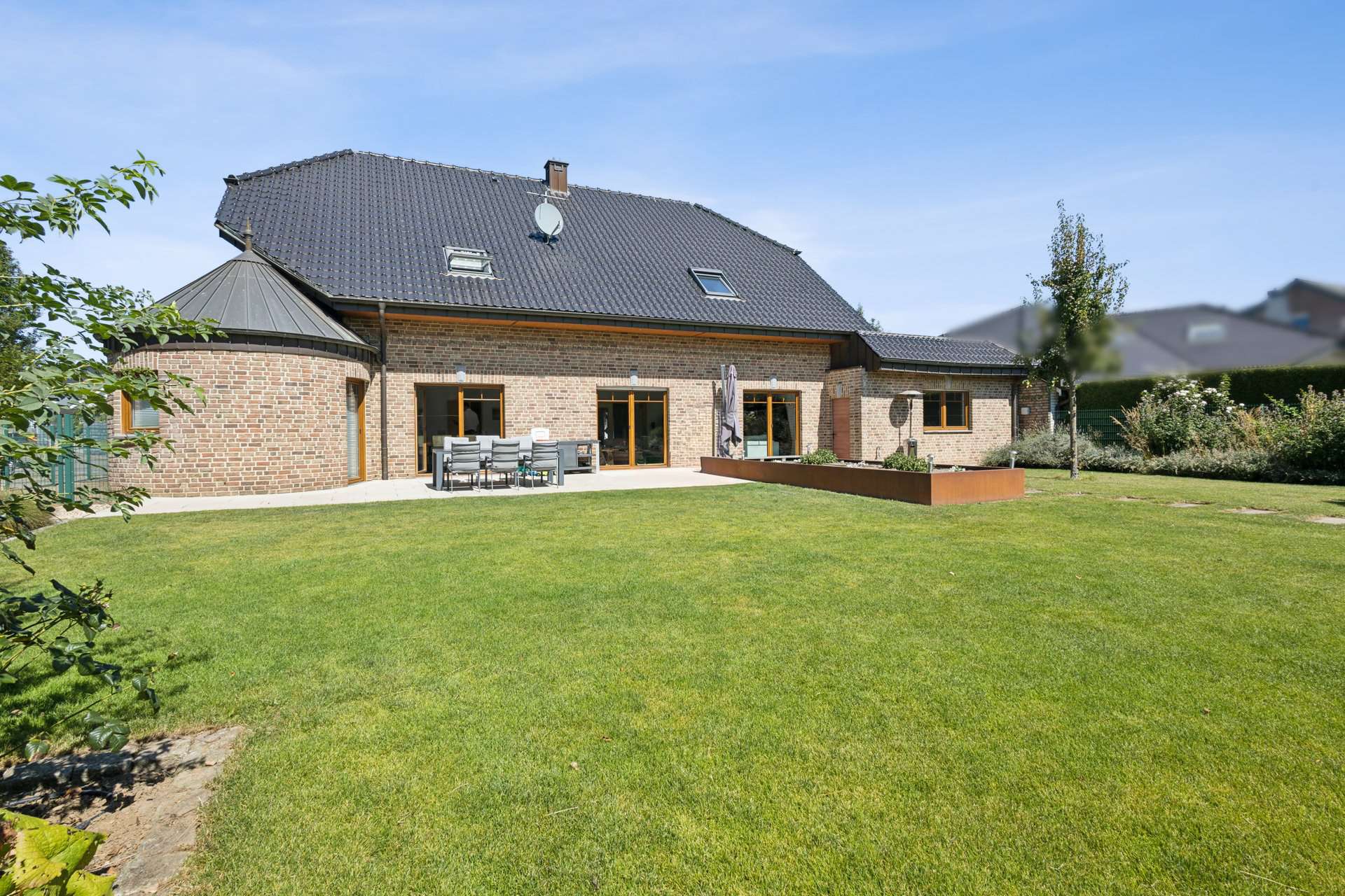 Für den gehobenen Geschmack: Luxusanwesen mit Einliegerwohnung  & Erweiterungsmöglichkeiten in Jüchen-Holz – Ansicht 23