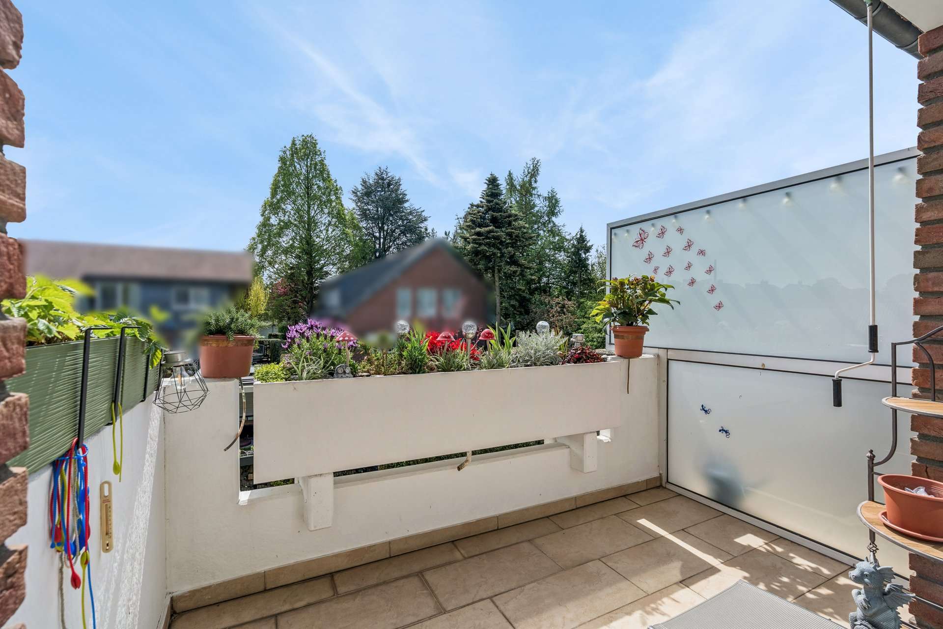 Wohnkomfort mit Hauscharakter – elegante Maisonette mit Gartenanteil und Garage in Bottrop – Ansicht 3