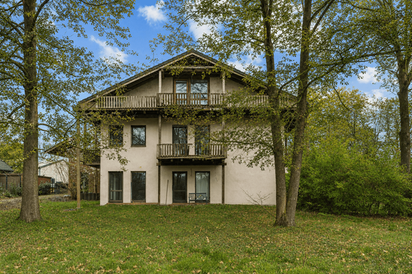 Viel Raum für Familie und Beruf – großzügiges Mehrgenerationenhaus auf ca. 2.800 m² Grundstück
