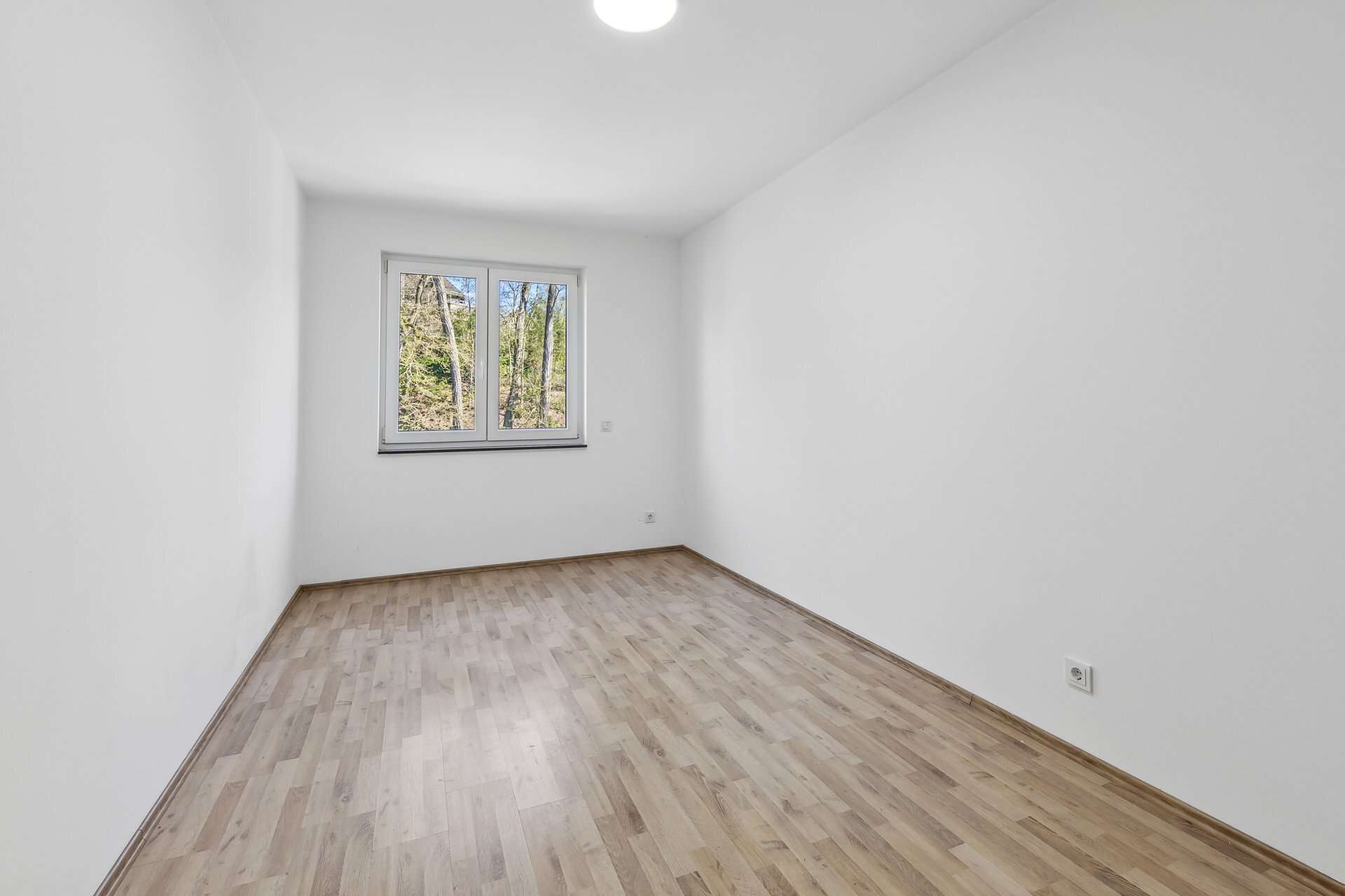Repräsentative Eigentumswohnung mit Balkon, Terrasse und Tiefgarage direkt am Rosengarten in Recklinghausen – Ansicht 9