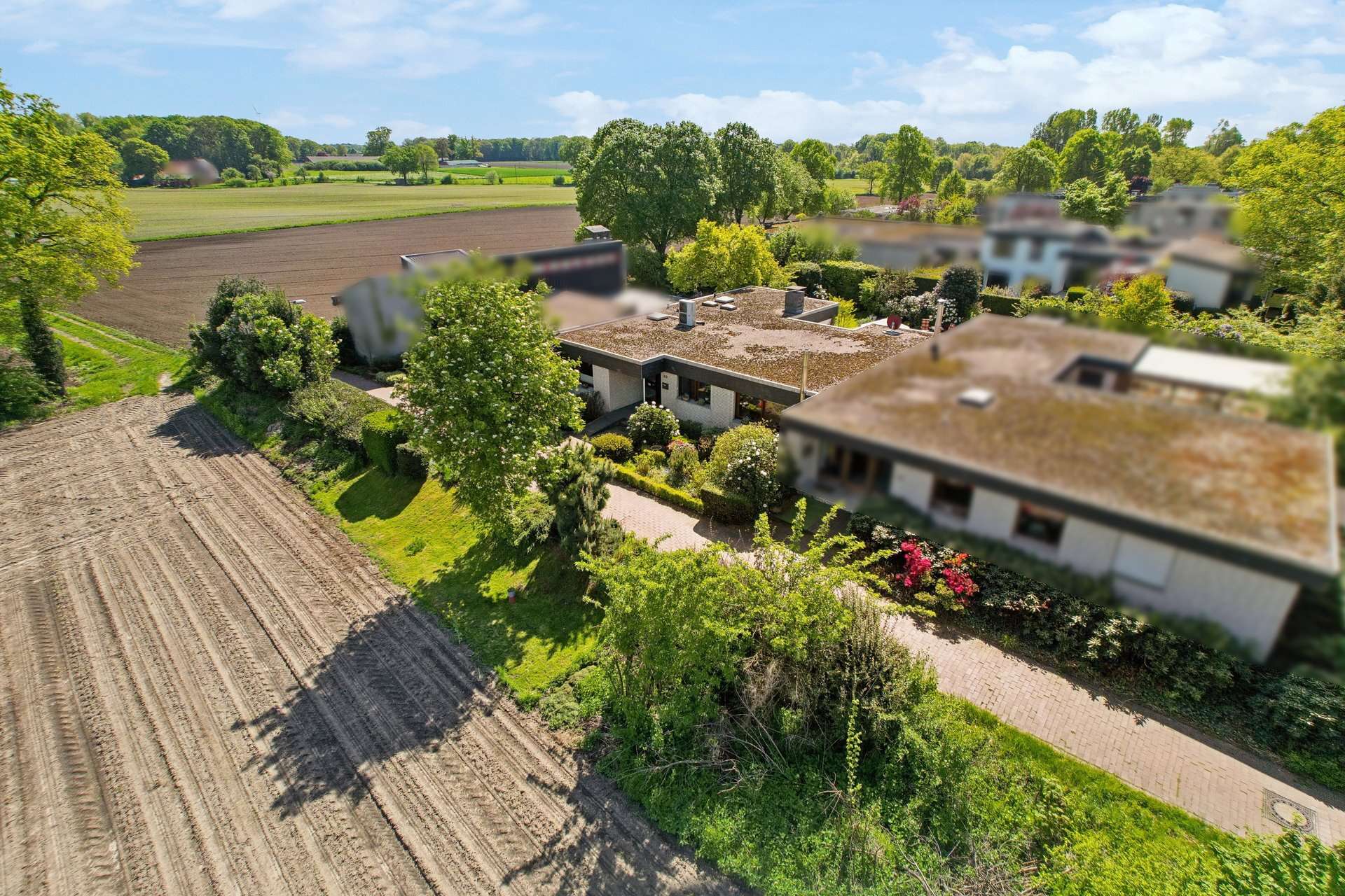 Großzügiger Bungalow am Feldrand mit über 200 m² Wohnfläche, Kamin, Garten und wertiger Ausstattung in Dorsten – Ansicht 37