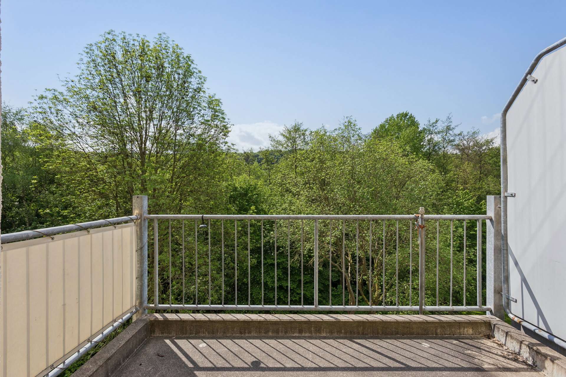Stilvolle Maisonette-Wohnung mit Balkon und Aufzug in ruhiger Lage von Herdecke in Herdecke – Ansicht 2