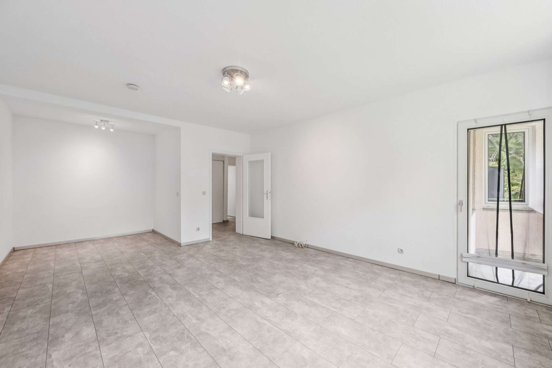 Renovierte 2-Zimmer-Eigentumswohnung in beliebter Lage von Hagen-Emst in Hagen – Ansicht 3