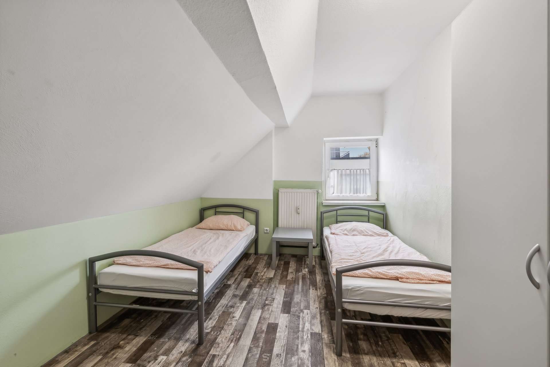 Freigezogenes Mehrfamilienhaus-Ensemble mit Entwicklungspotenzial und flexiblen Möglichkeiten in Bochum – Ansicht 17