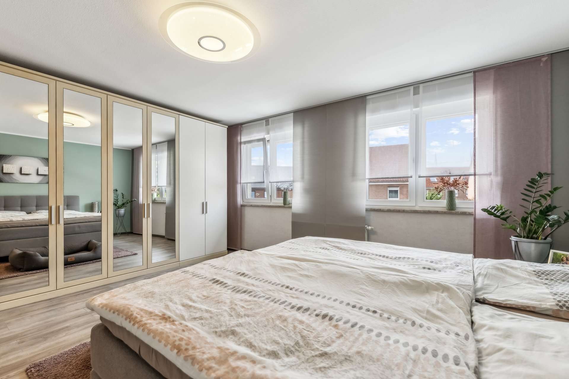 Wohlfühl-Oase mit Gartenidylle: Reihenhaus mit Solaranlage, Garage & viel Platz unterm Dach in Recklinghausen – Ansicht 27