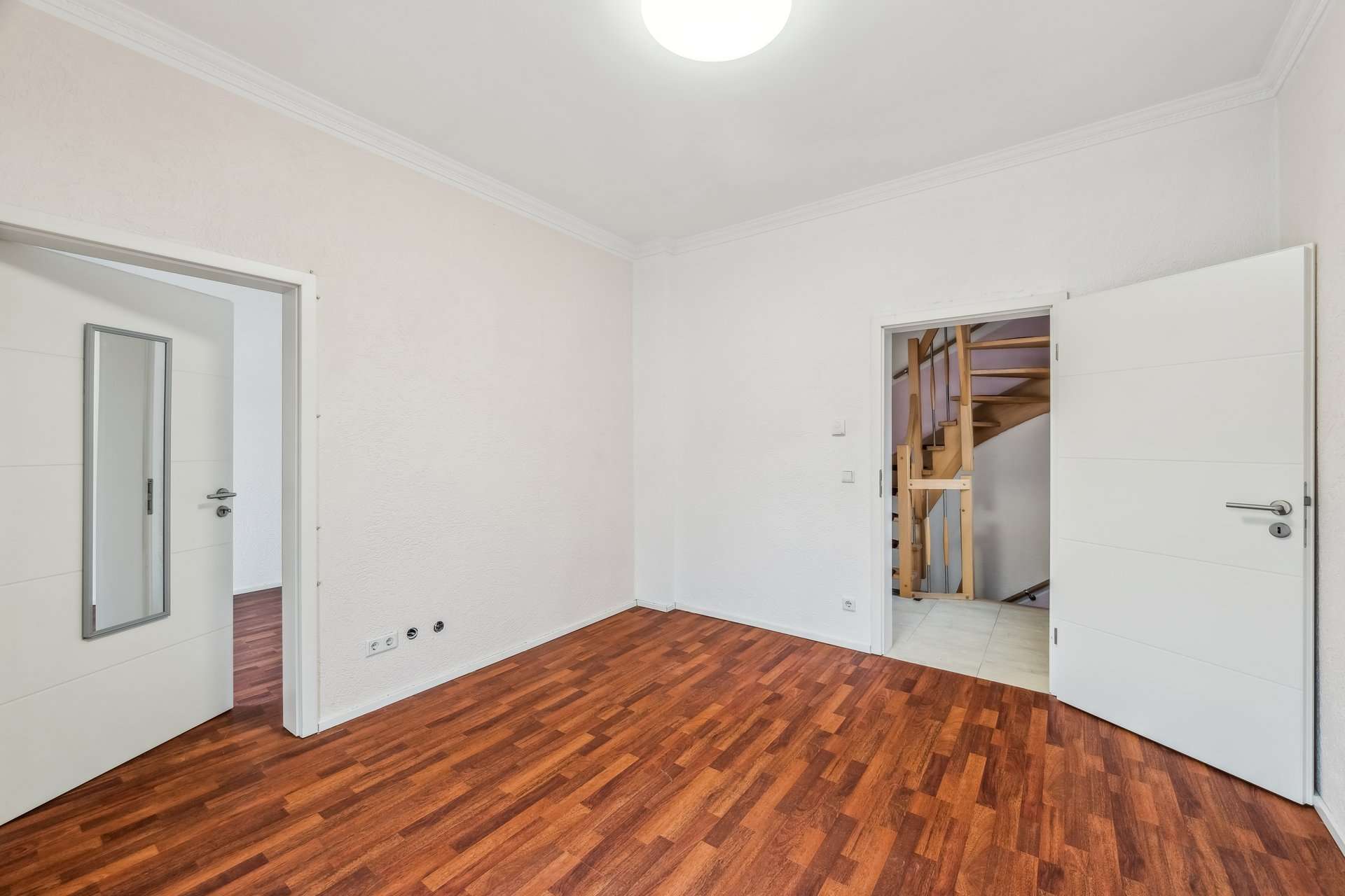 Umfassend saniertes Haus für kleine Familien mit Fußbodenheizung und flexibel nutzbarem Dachgeschoss in Herdecke – Ansicht 11