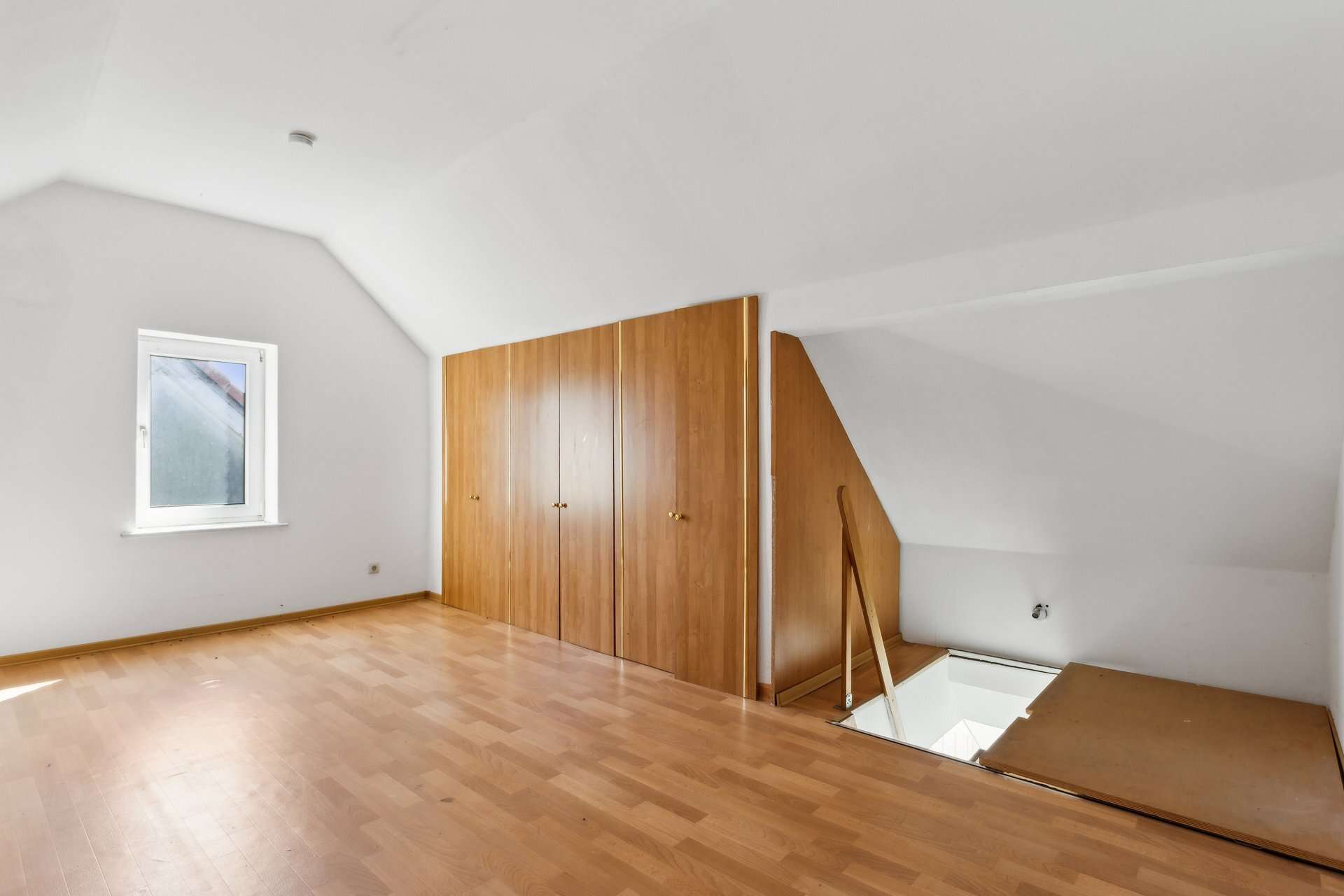 Mehrfamilienhaus mit großer Erdgeschosswohnung und Garten in Recklinghausen – Ansicht 25