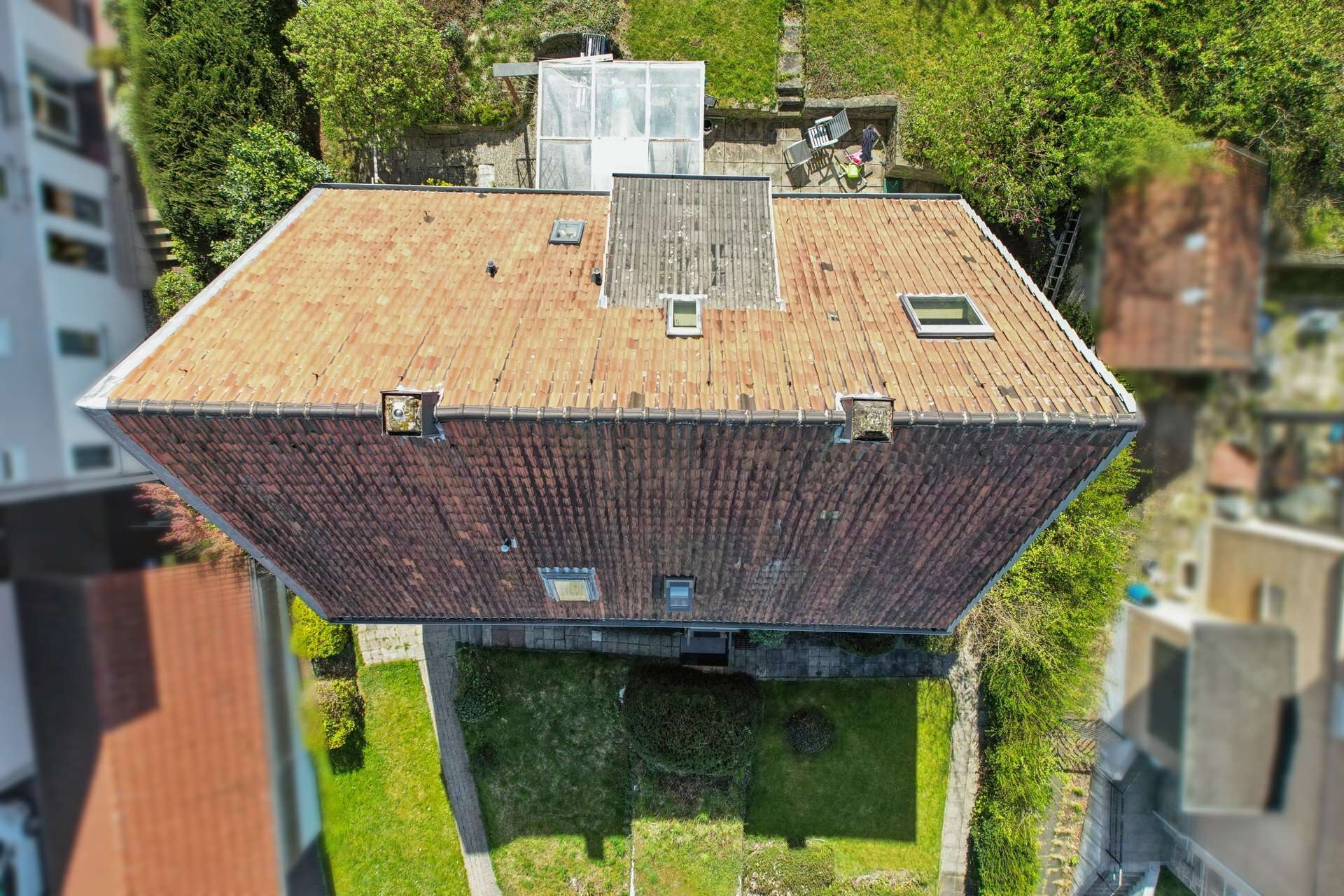 Charmantes Haus in hervorragender Lage mit Gartenidylle und zwei vermieteten Einheiten im DG in Witten – Ansicht 33
