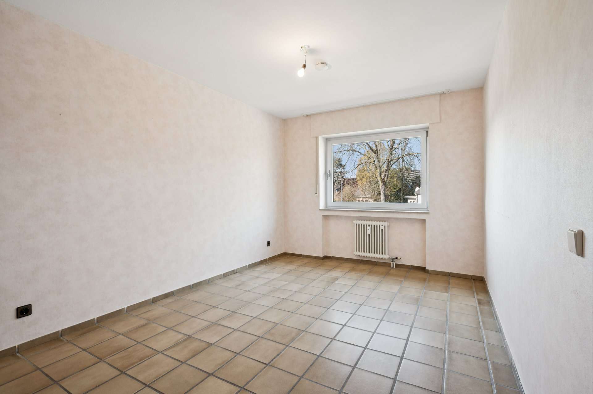 Charmante 3-Zimmer-Eigentumswohnung mit Balkon und Garage – gepflegtes Wohnen in Tönisvorst in Tönisvorst – Ansicht 4