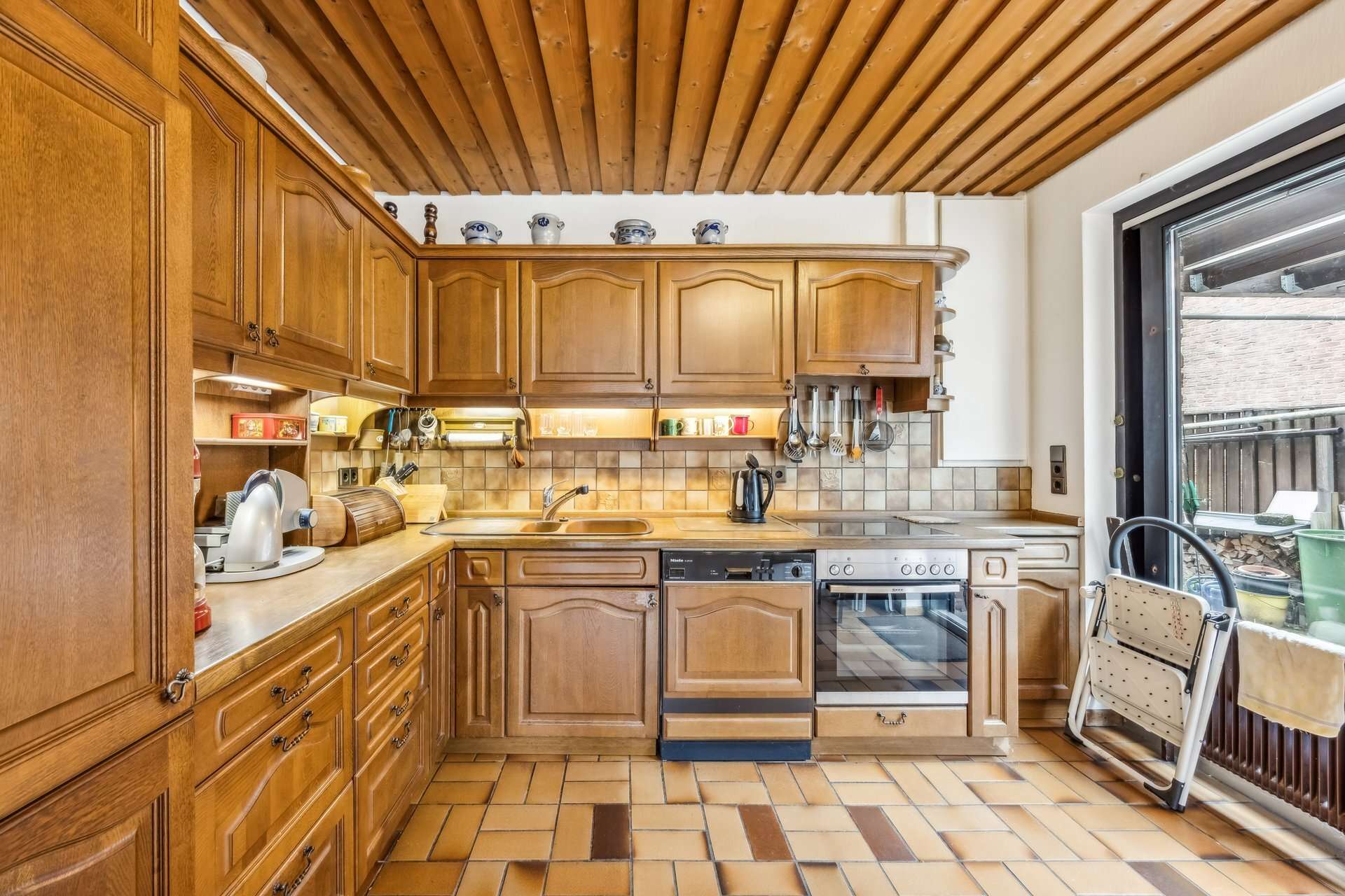 Familienfreundliche Doppelhaushälfte mit Garten, Kamin und viel Potenzial in Erkrath – Ansicht 7