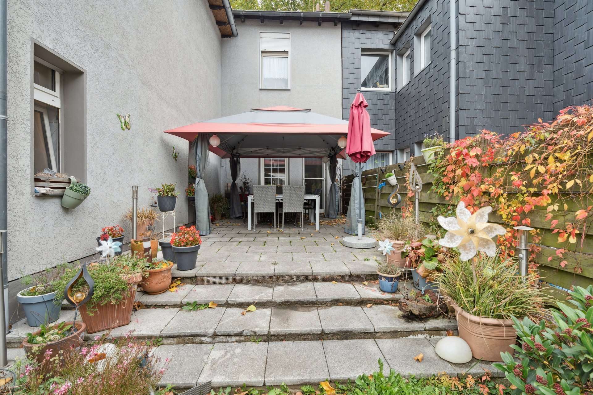 Großzügiges Zweifamilienhaus mit Garten in Duisburg Neumühl in Duisburg – Ansicht 11