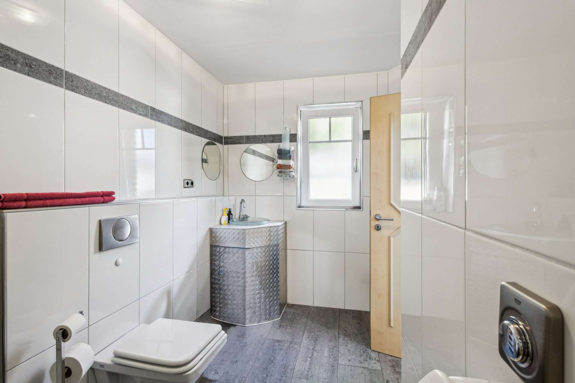 Für den gehobenen Geschmack: Luxusanwesen mit Einliegerwohnung  & Erweiterungsmöglichkeiten in Jüchen-Holz – Ansicht 12