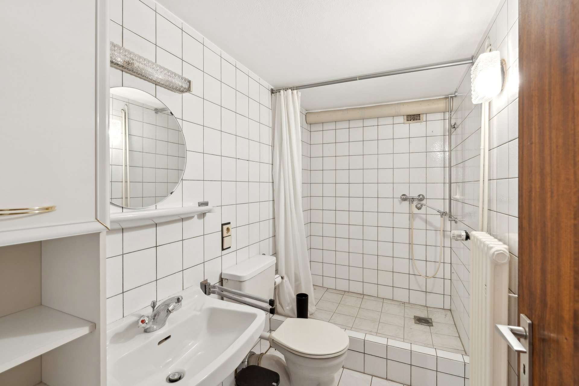 Stilvoller Bungalow mit ausgebautem Wohnkeller, Fernwärme und durchdachtem Grundriss in Herten – Ansicht 14