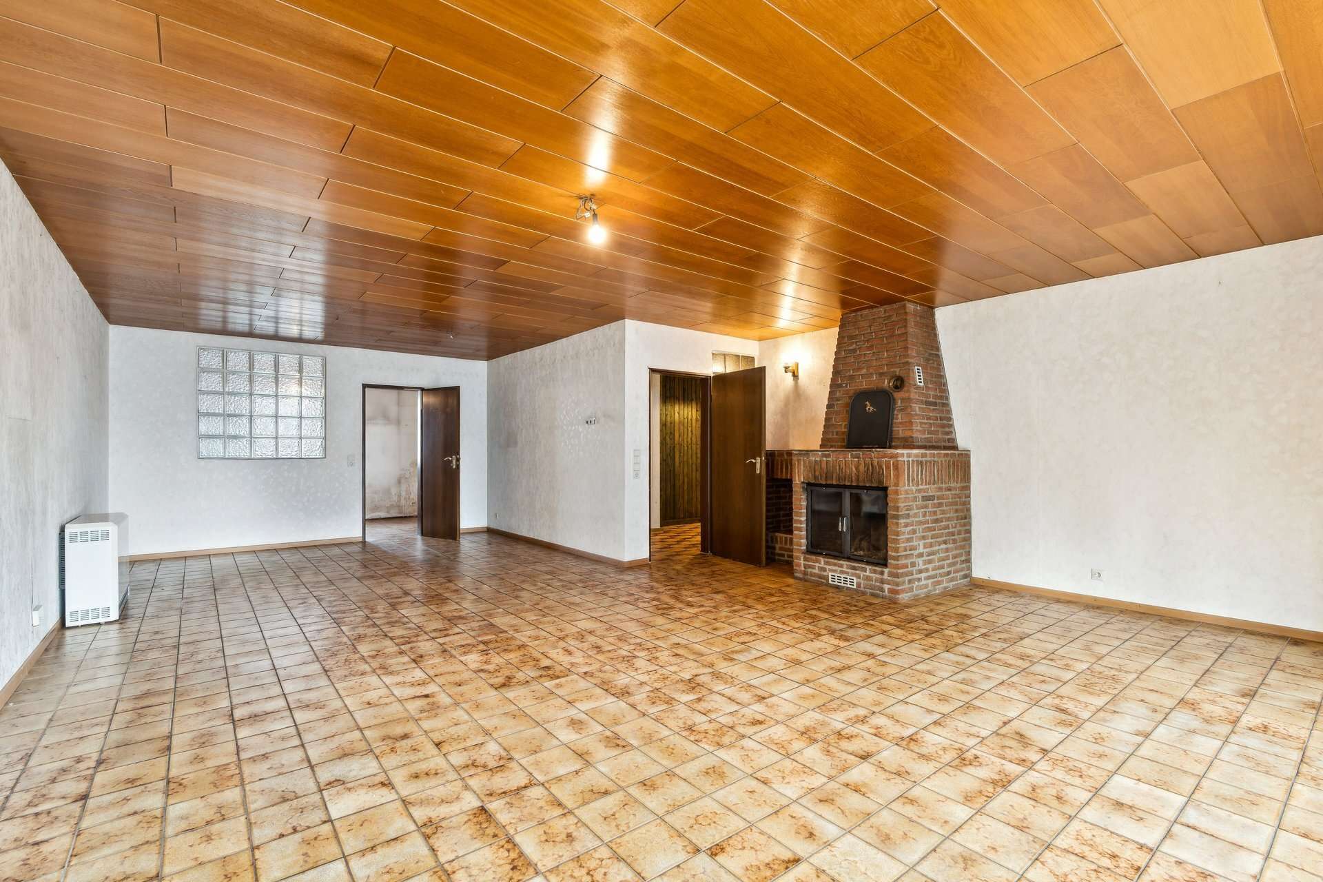 Familienfreundliches Reihenendhaus mit Charme und Raumgefühl – Split-Level trifft Bungalowstil in Dorsten – Ansicht 3