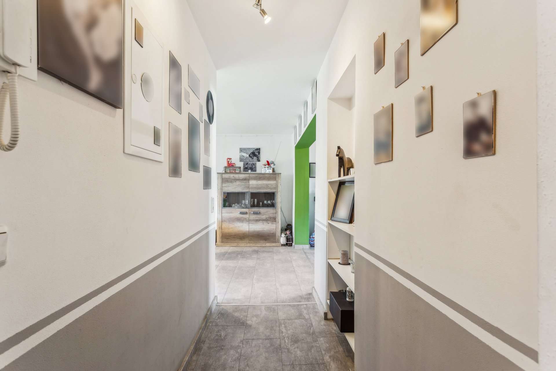 Modernisiertes Reiheneckhaus mit großem Eckgrundstück & 2 Garagen in Bergkamen – Ansicht 6