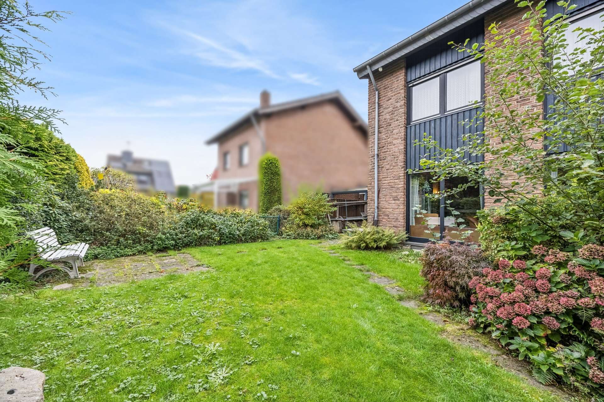 Familienfreundliche Doppelhaushälfte mit Garten, Kamin und viel Potenzial in Erkrath – Ansicht 20