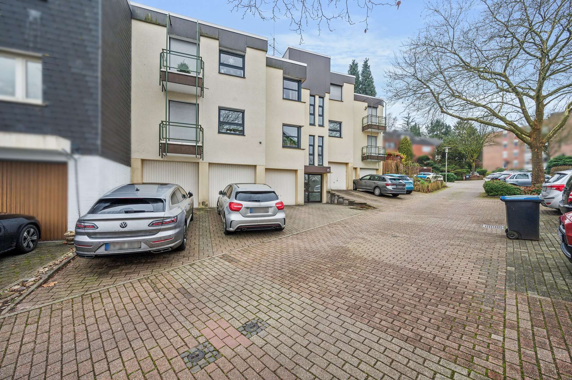 Helle Eigentumswohnung mit Balkonen, Garage und Stellplatz in ruhiger und zentraler Lage in Witten – Ansicht 2