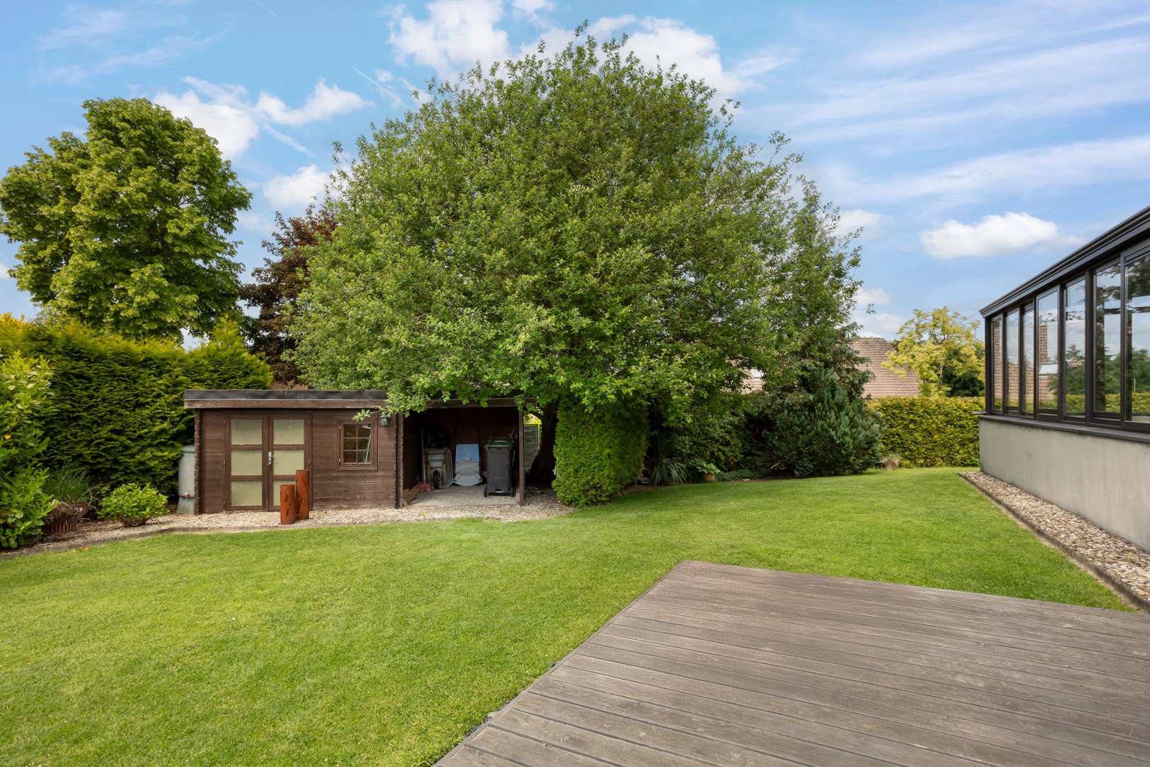 Hochwertiges Einfamilienhaus mit Pool, Sauna, weitläufigem Garten, Terrassenflächen und Doppelgarage in Rüthen – Ansicht 5