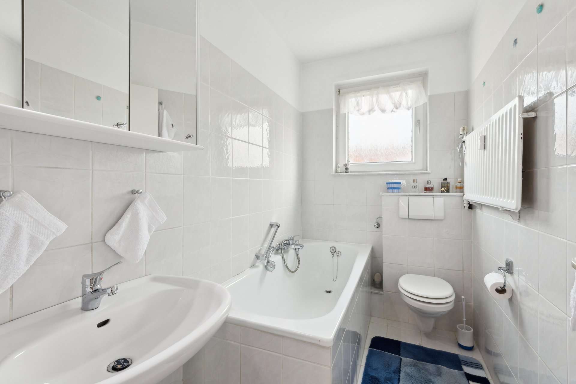 Charmante 3-Zimmer Wohnung mit Balkon und Stellplatz in ruhiger Lage von Knittkuhl in Düsseldorf – Ansicht 8