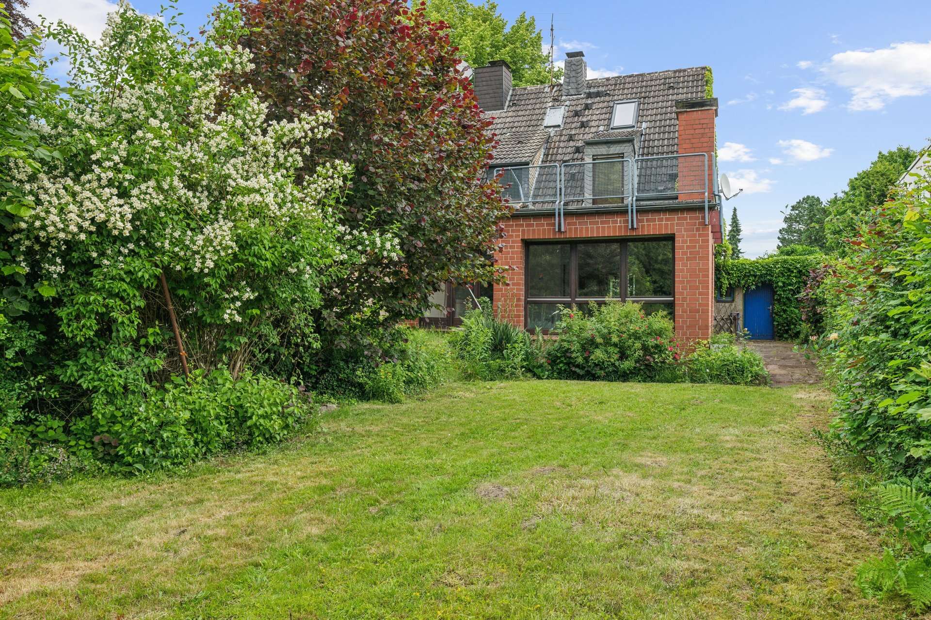 Gestalten Sie Ihr neues Zuhause in Toplage – Doppelhaushälfte mit Garten und Potenzial in Dortmund in Dortmund – Ansicht 2