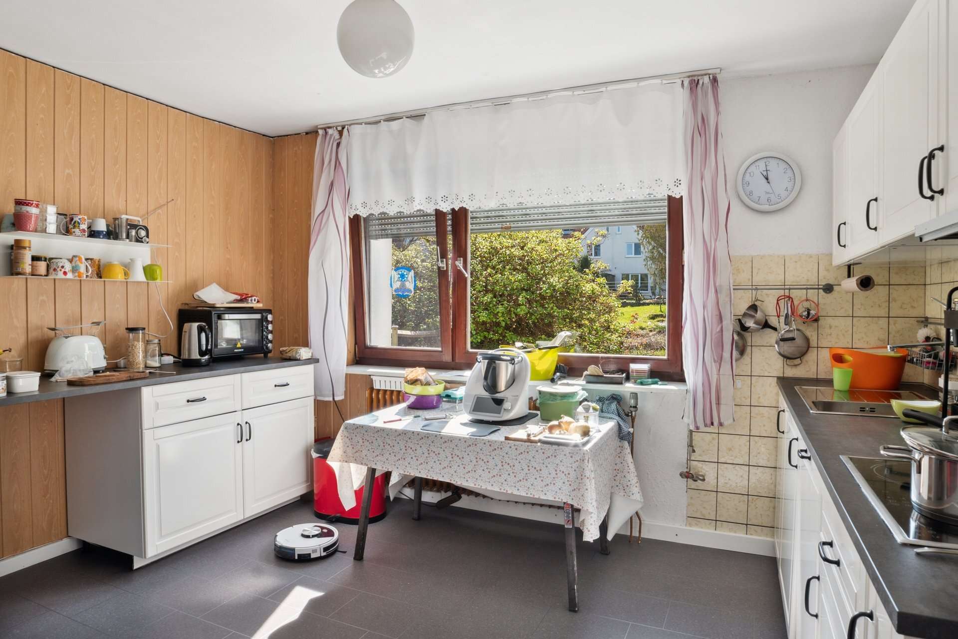 Charmantes Haus in hervorragender Lage mit Gartenidylle und zwei vermieteten Einheiten im DG in Witten – Ansicht 9