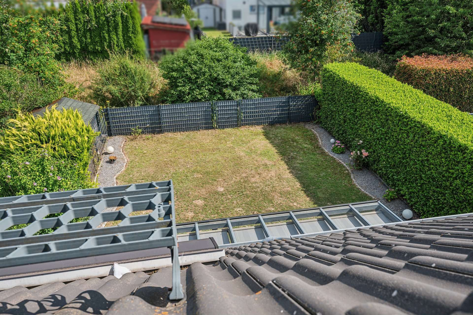 Geborgen Leben in Jüchen – Stilvolle DHH + Garten + Studio + Wellness in Jüchen – Ansicht 20