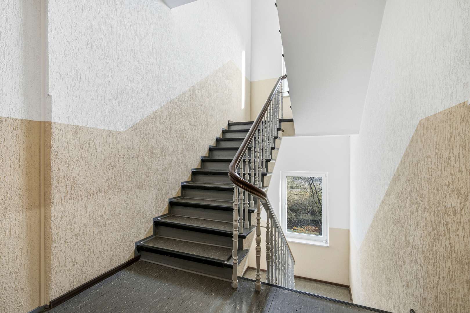 Sieben Wohneinheiten auf ca. 500 m² Wohnfläche – modernisiert, vermietet, ertragsstark in Witten – Ansicht 22